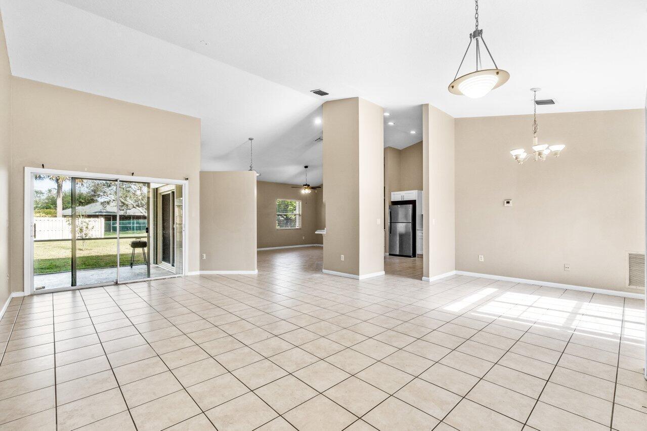 273 Ponce De Leon, Royal Palm Beach FL 33411
