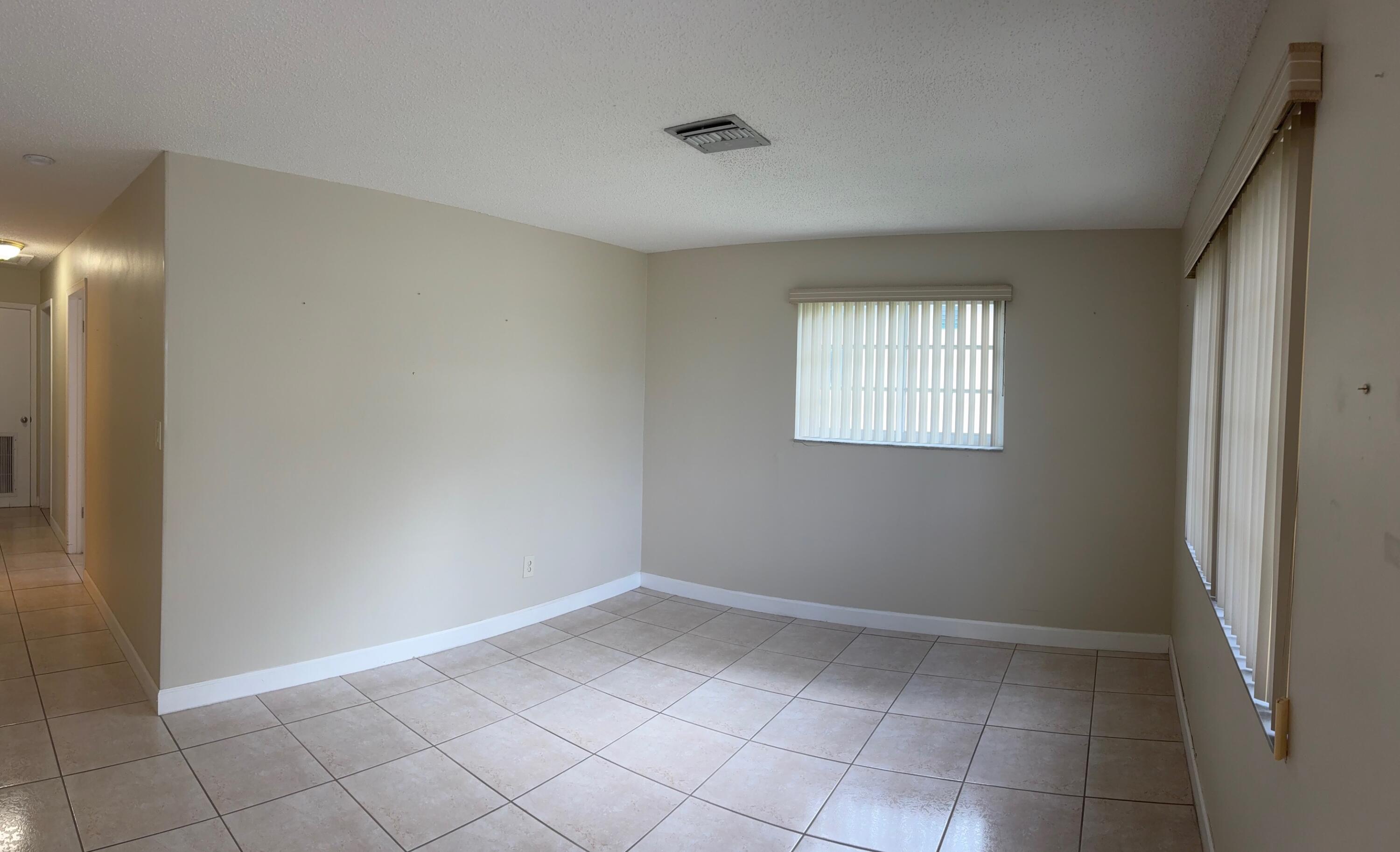 1117 NE 23RD, Belle Glade FL 33430