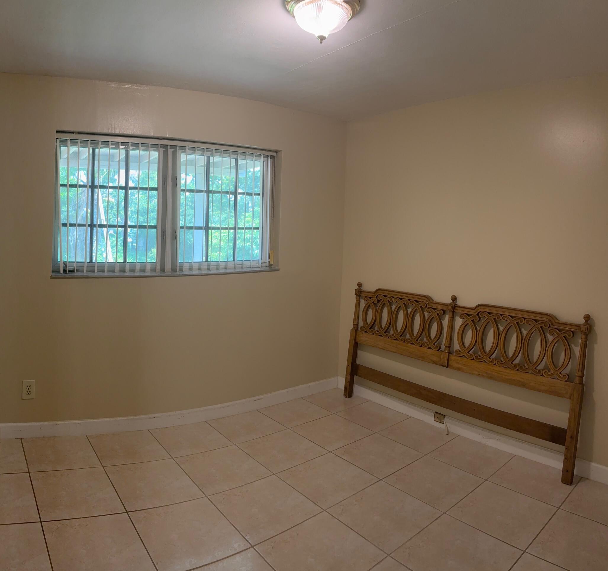 1117 NE 23RD, Belle Glade FL 33430