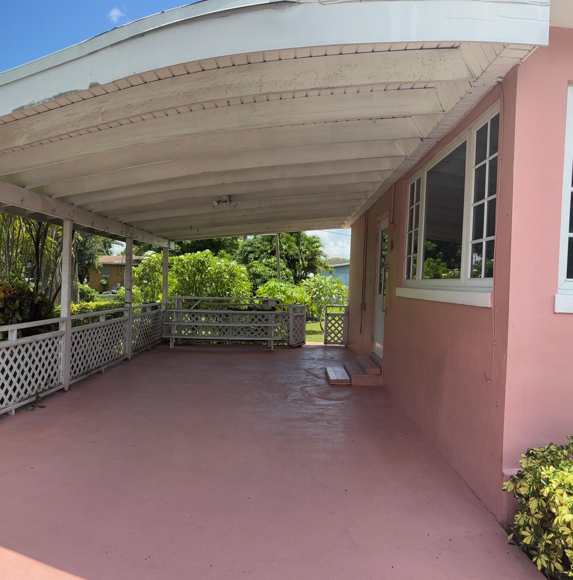 1117 NE 23RD, Belle Glade FL 33430