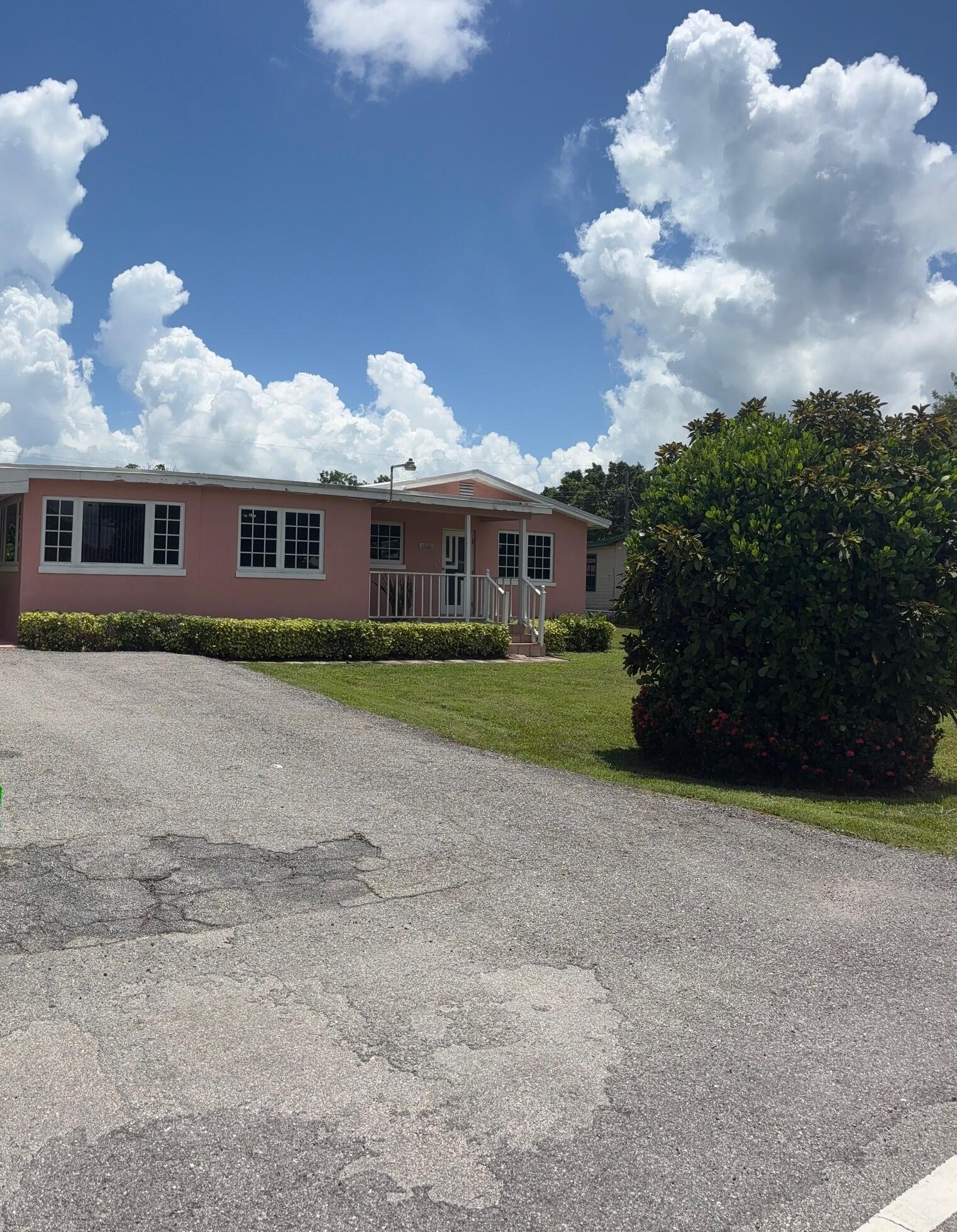 1117 NE 23RD, Belle Glade FL 33430
