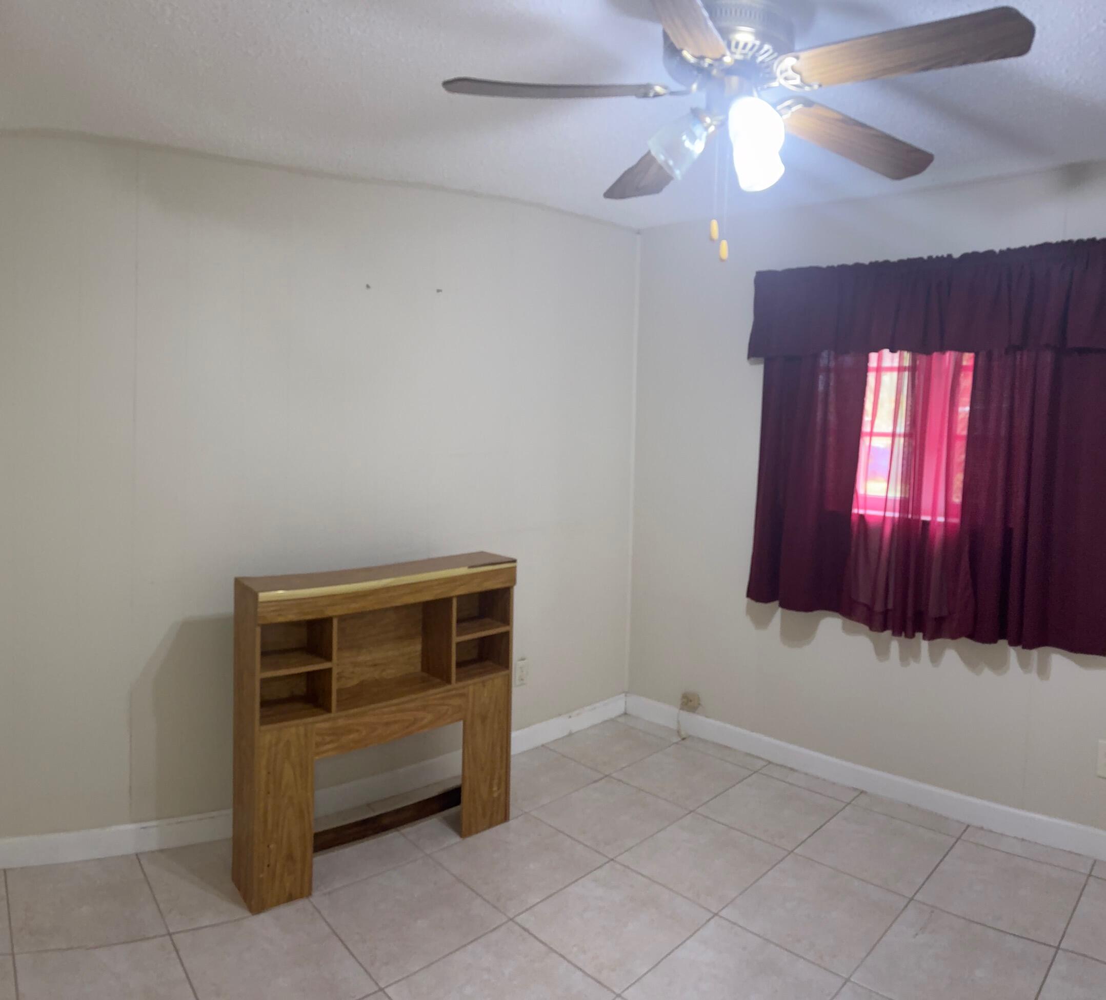 1117 NE 23RD, Belle Glade FL 33430