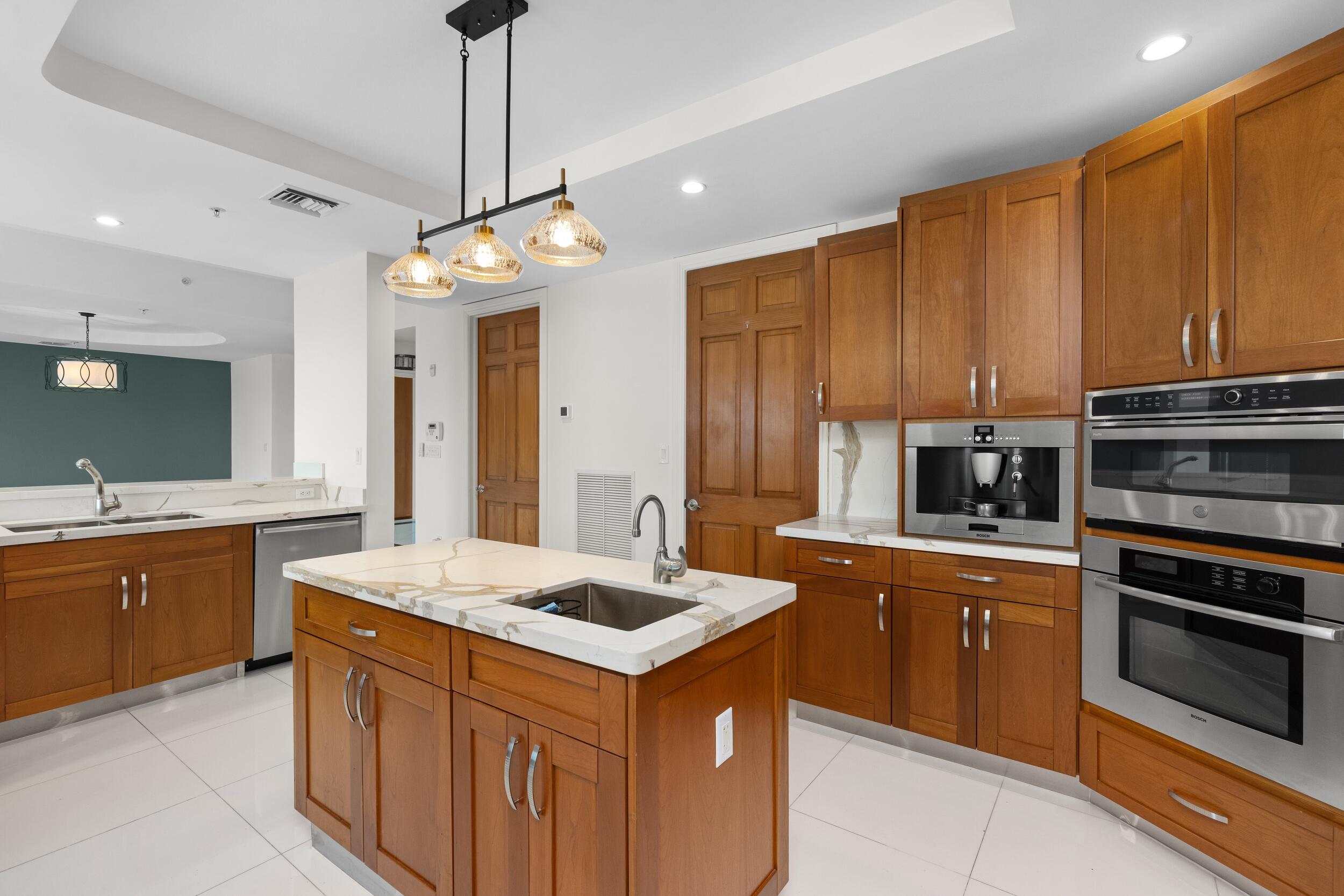 516 HENDRICKS #4A, Fort Lauderdale FL 33301