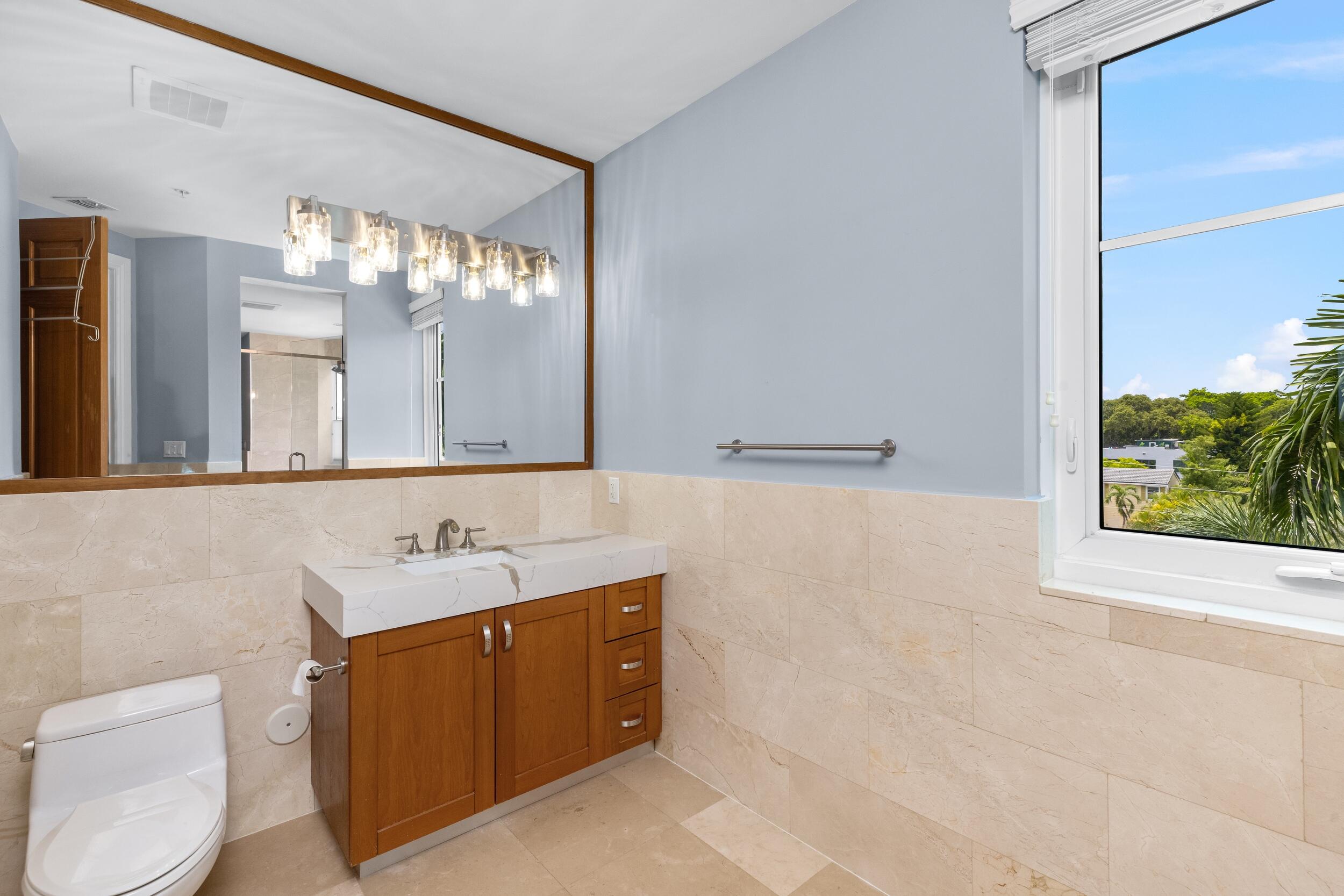 516 HENDRICKS #4A, Fort Lauderdale FL 33301