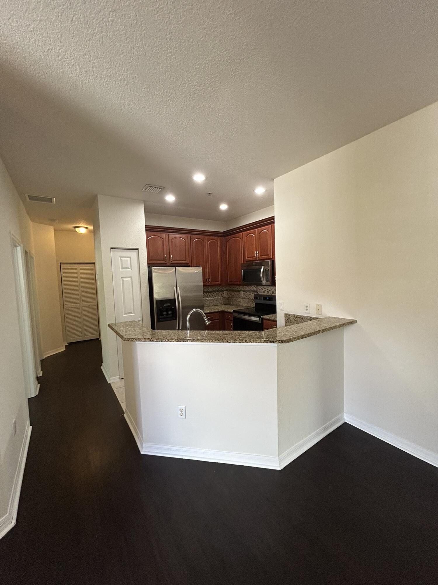 9080 Preston #17204, Tamarac FL 33321