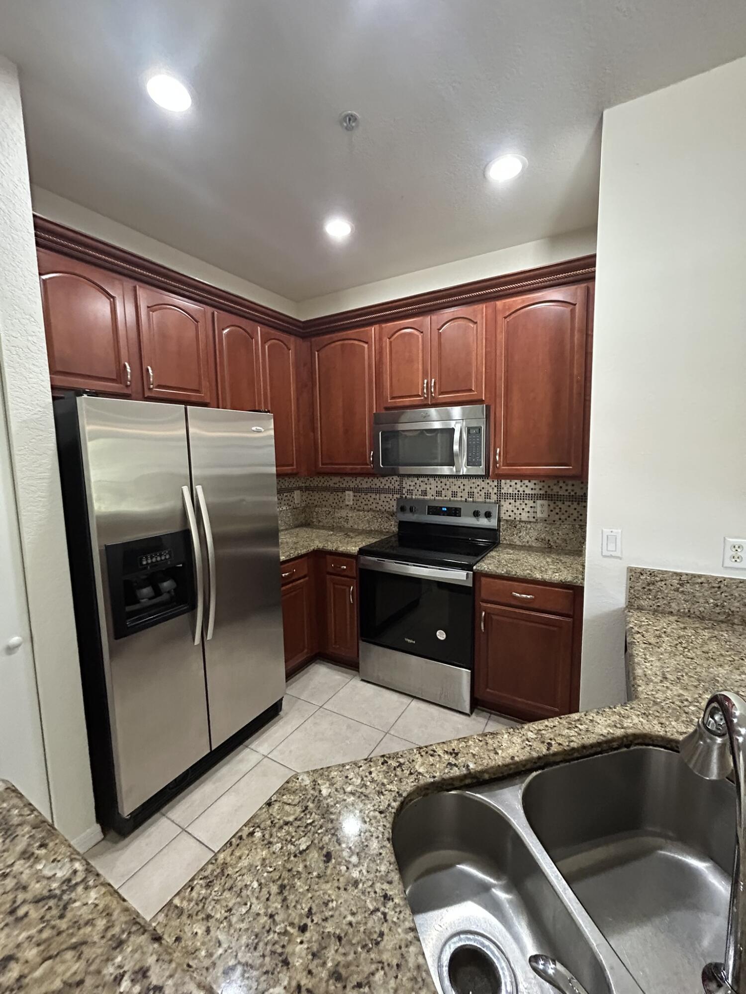 9080 Preston #17204, Tamarac FL 33321