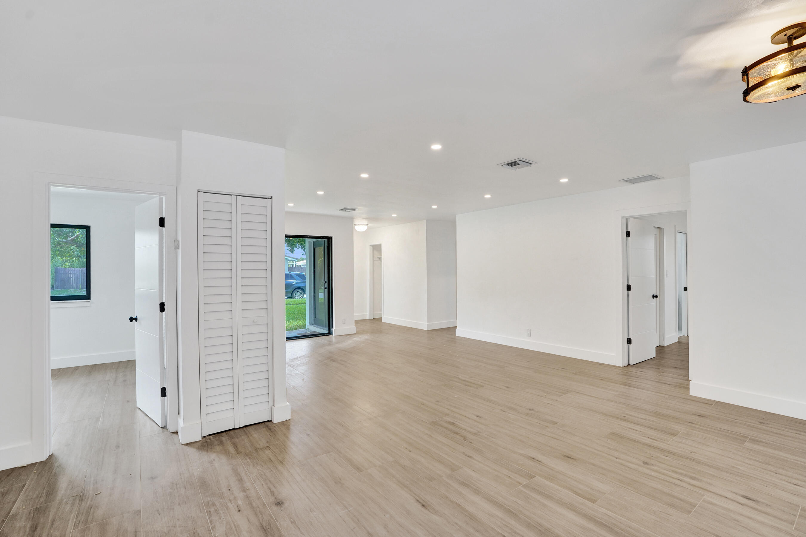 1250 SW 4TH, Boca Raton FL 33486