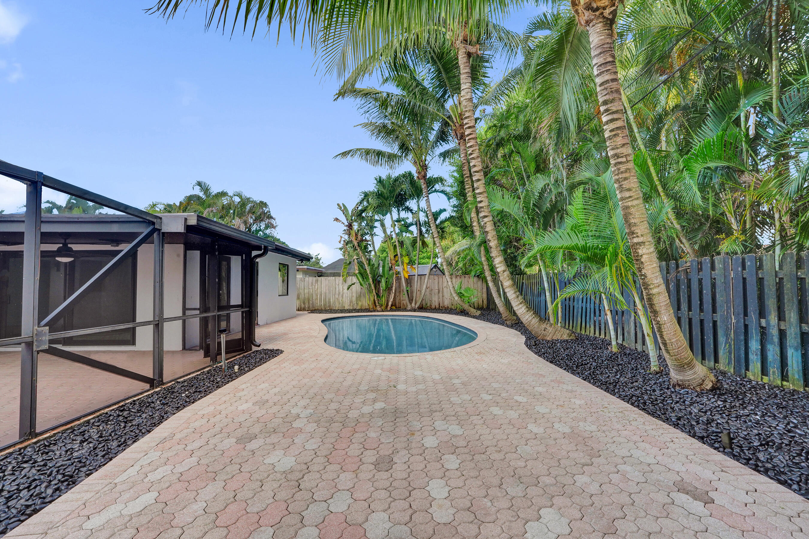 1250 SW 4TH, Boca Raton FL 33486