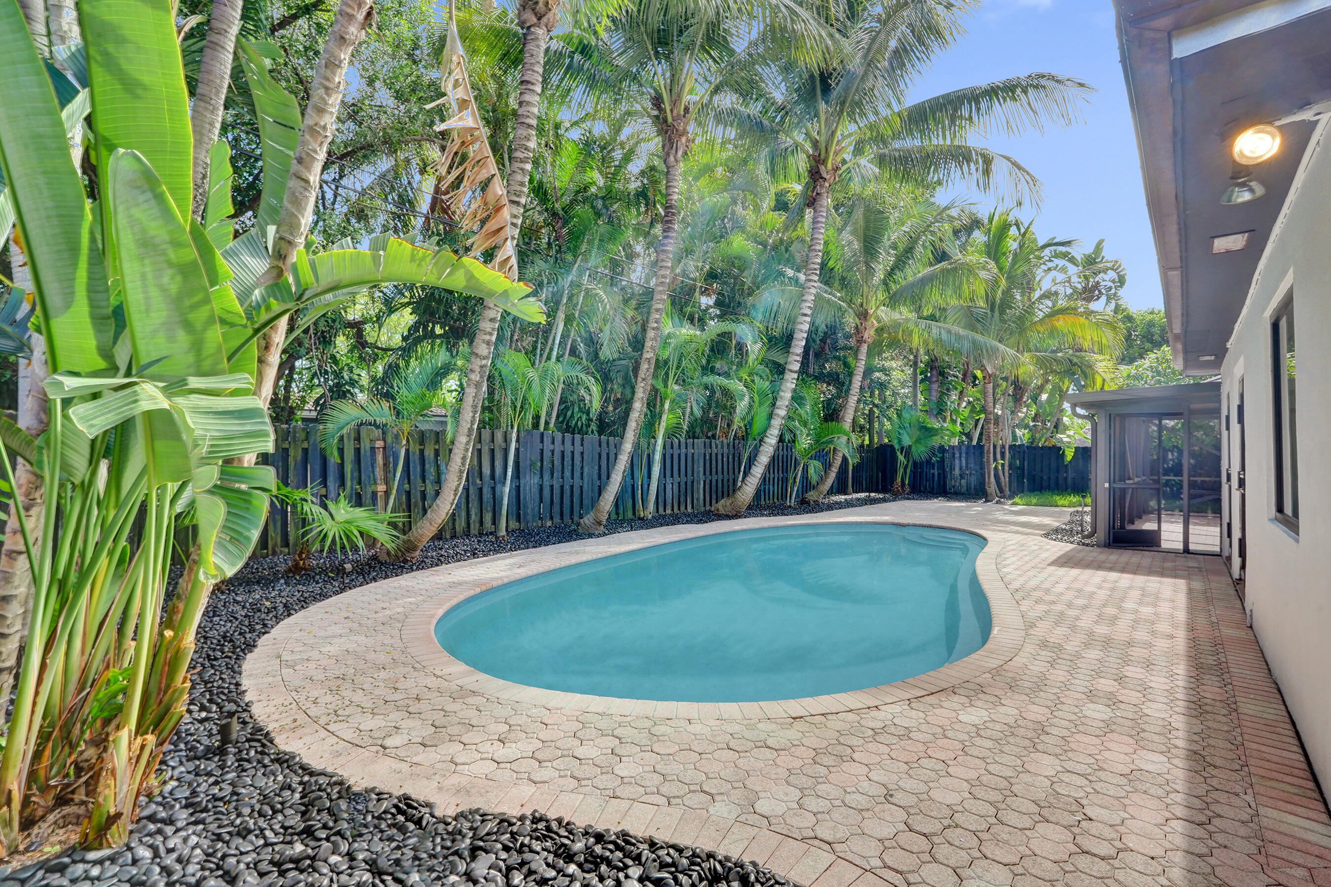 1250 SW 4TH, Boca Raton FL 33486