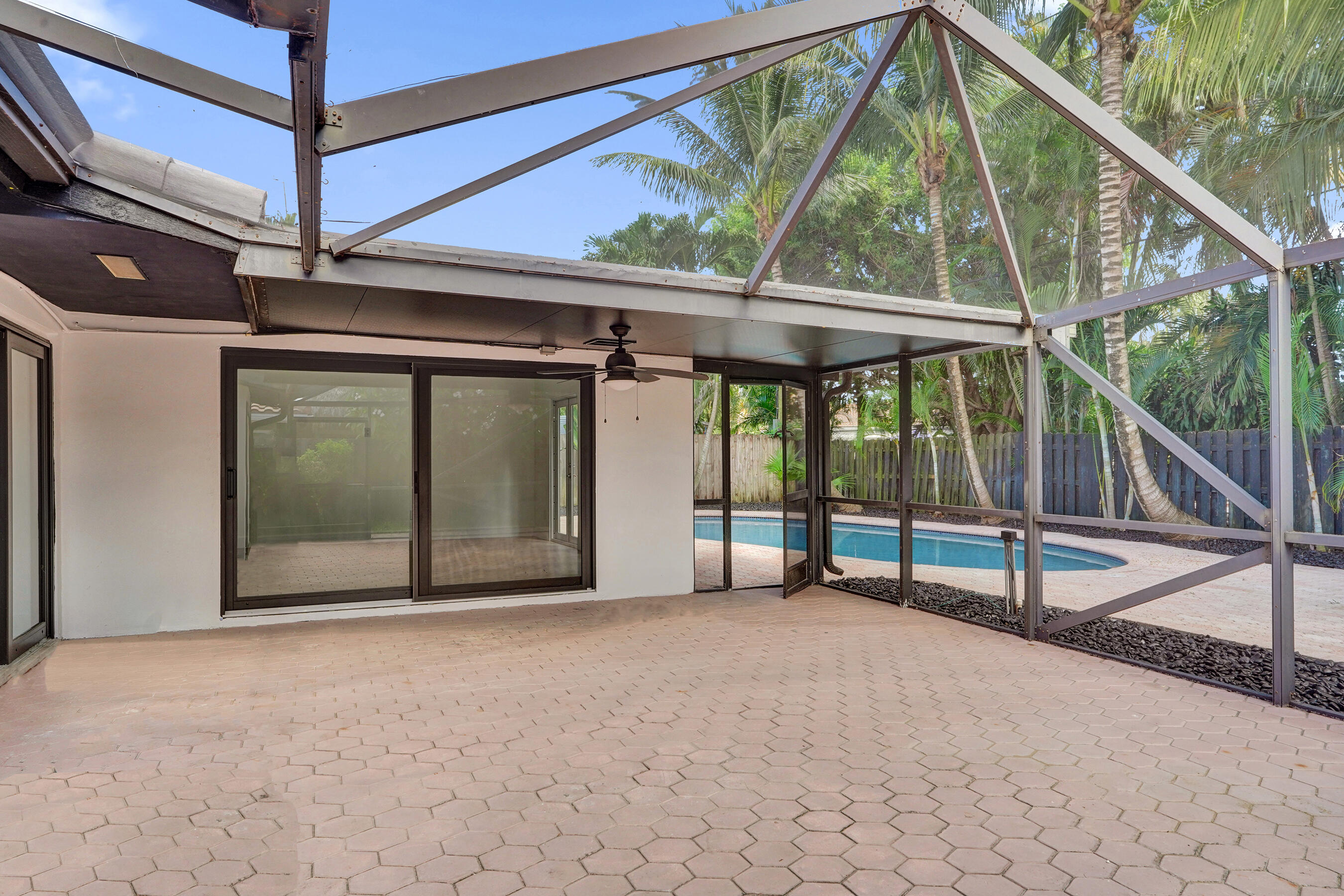 1250 SW 4TH, Boca Raton FL 33486