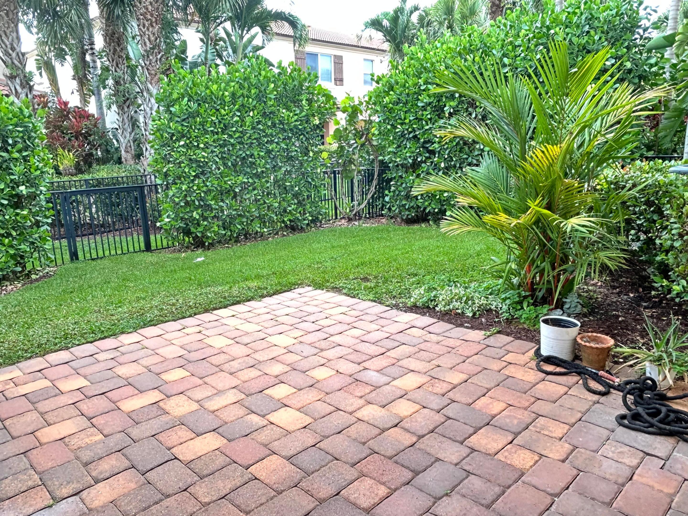 2024 FOXTAIL VIEW, West Palm Beach FL 33411
