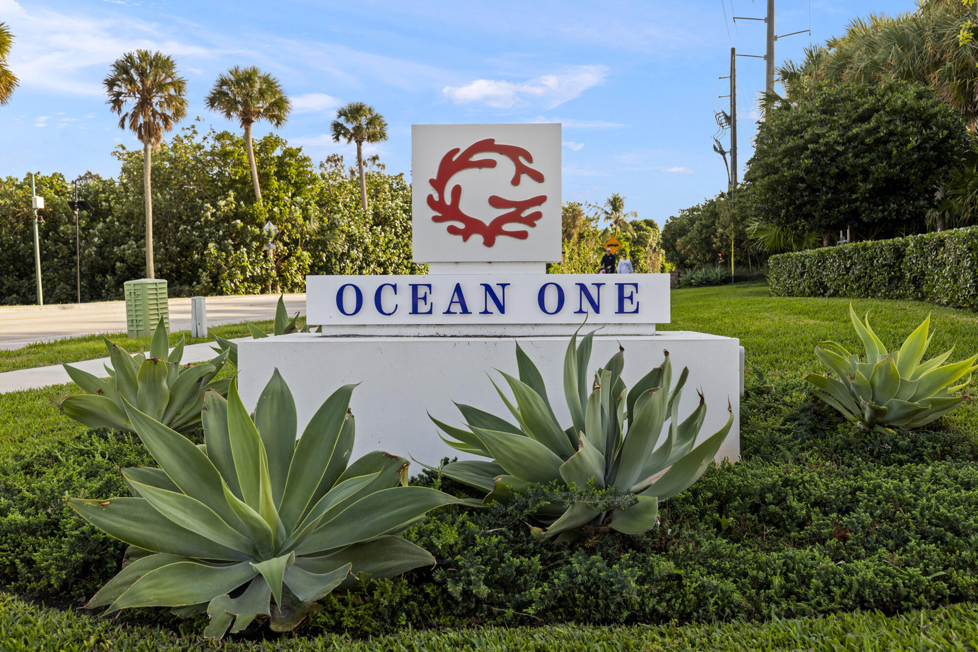 402 Ocean One, Juno Beach FL 33408