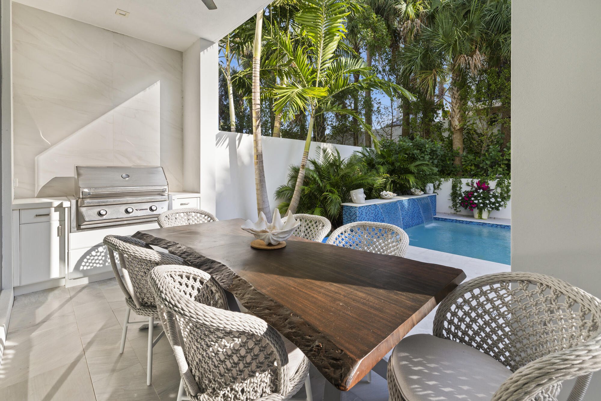 402 Ocean One, Juno Beach FL 33408