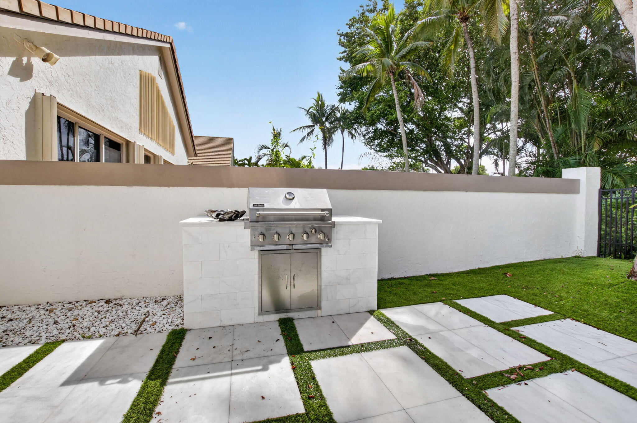 5372 NW 21st, Boca Raton FL 33496