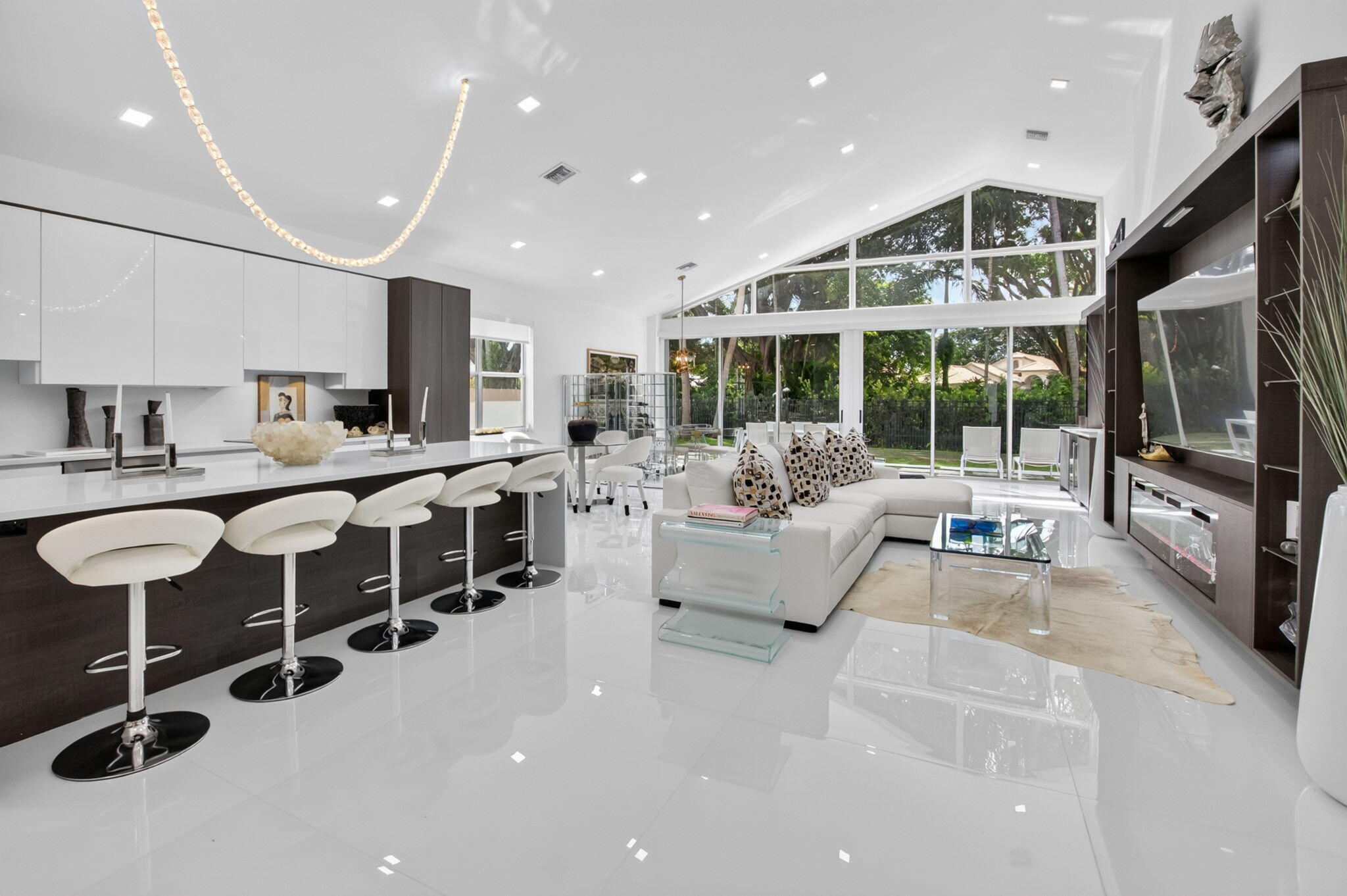5372 NW 21st, Boca Raton FL 33496