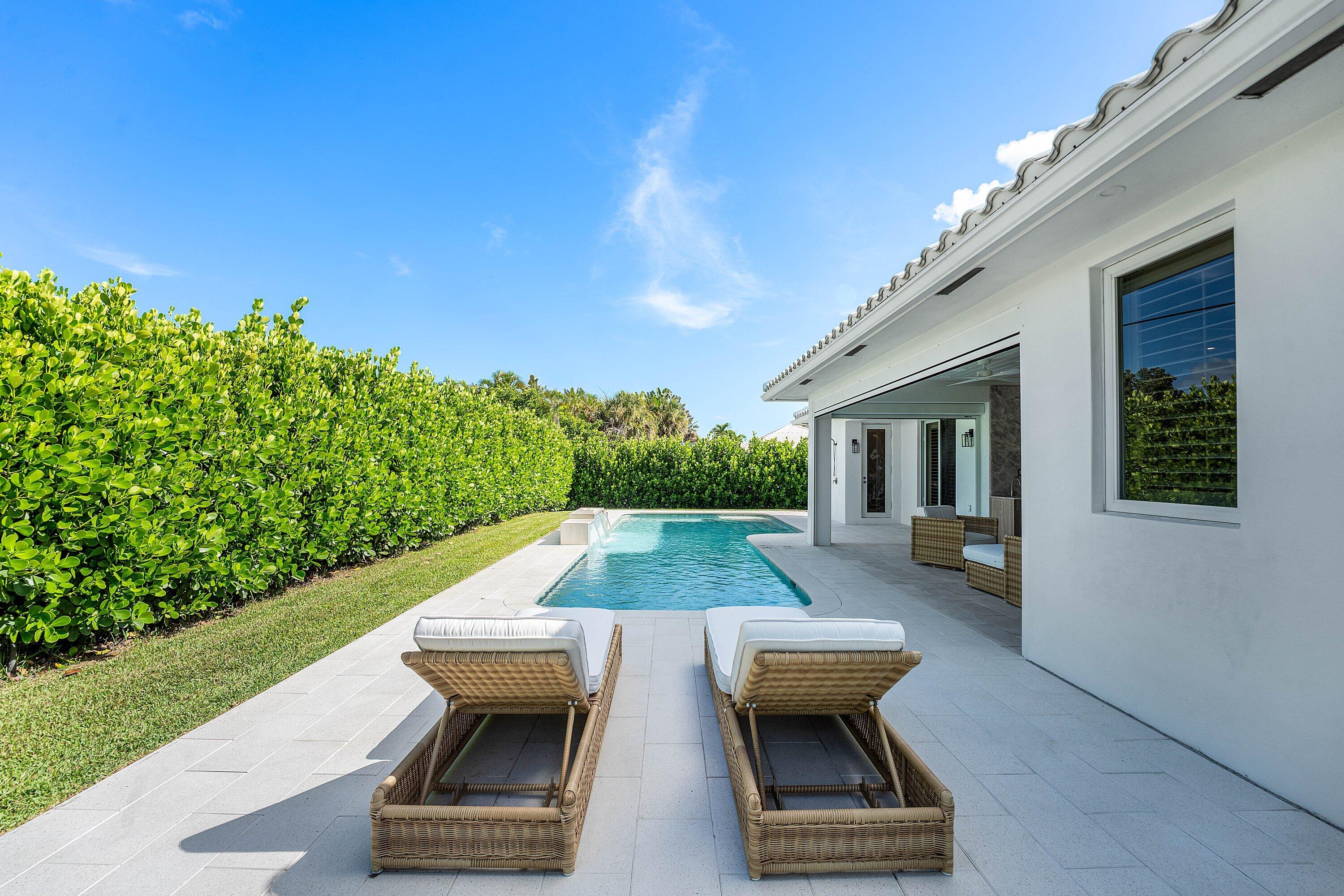 1022 WALNUT, Boca Raton FL 33486
