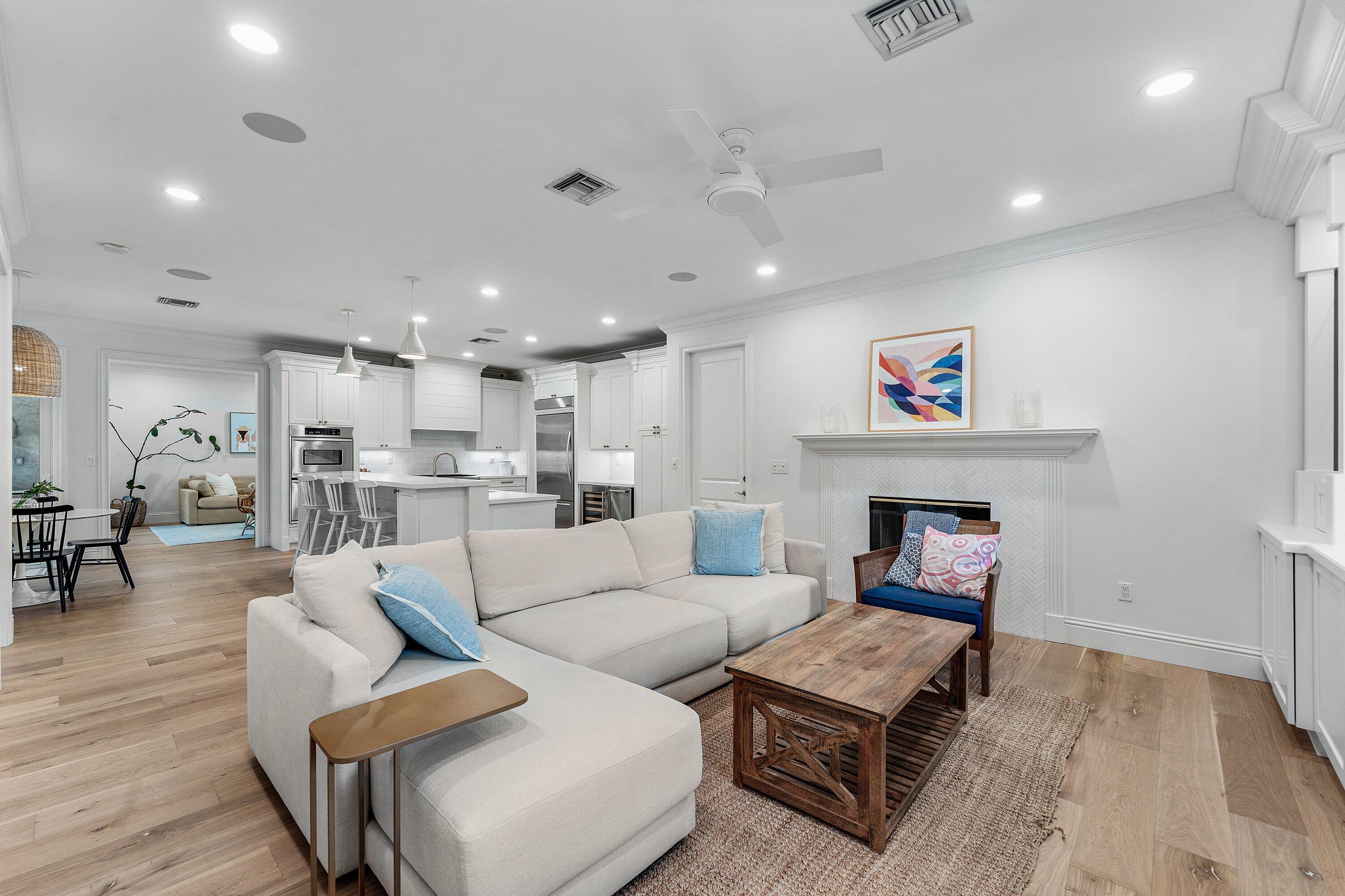 1022 WALNUT, Boca Raton FL 33486