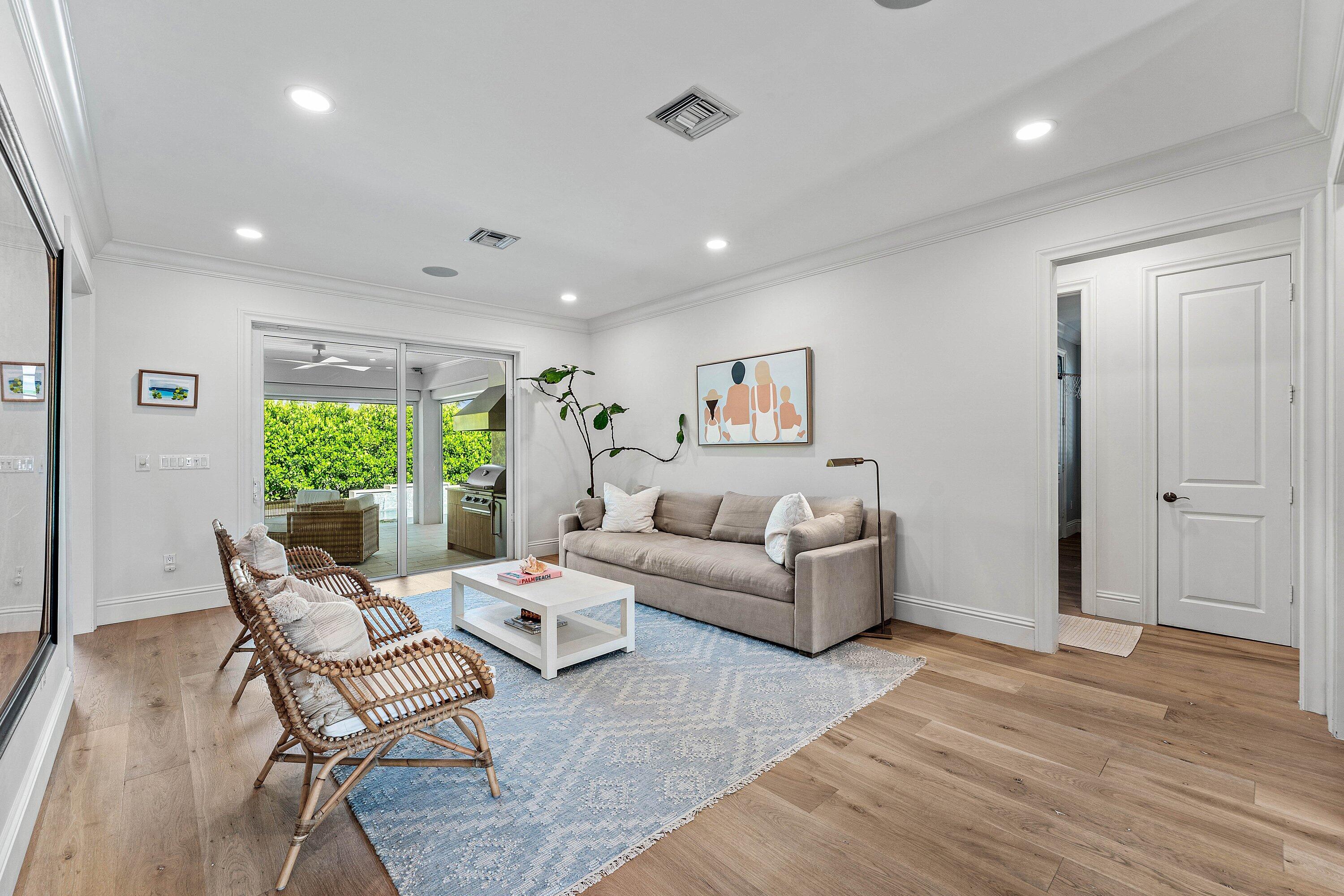 1022 WALNUT, Boca Raton FL 33486