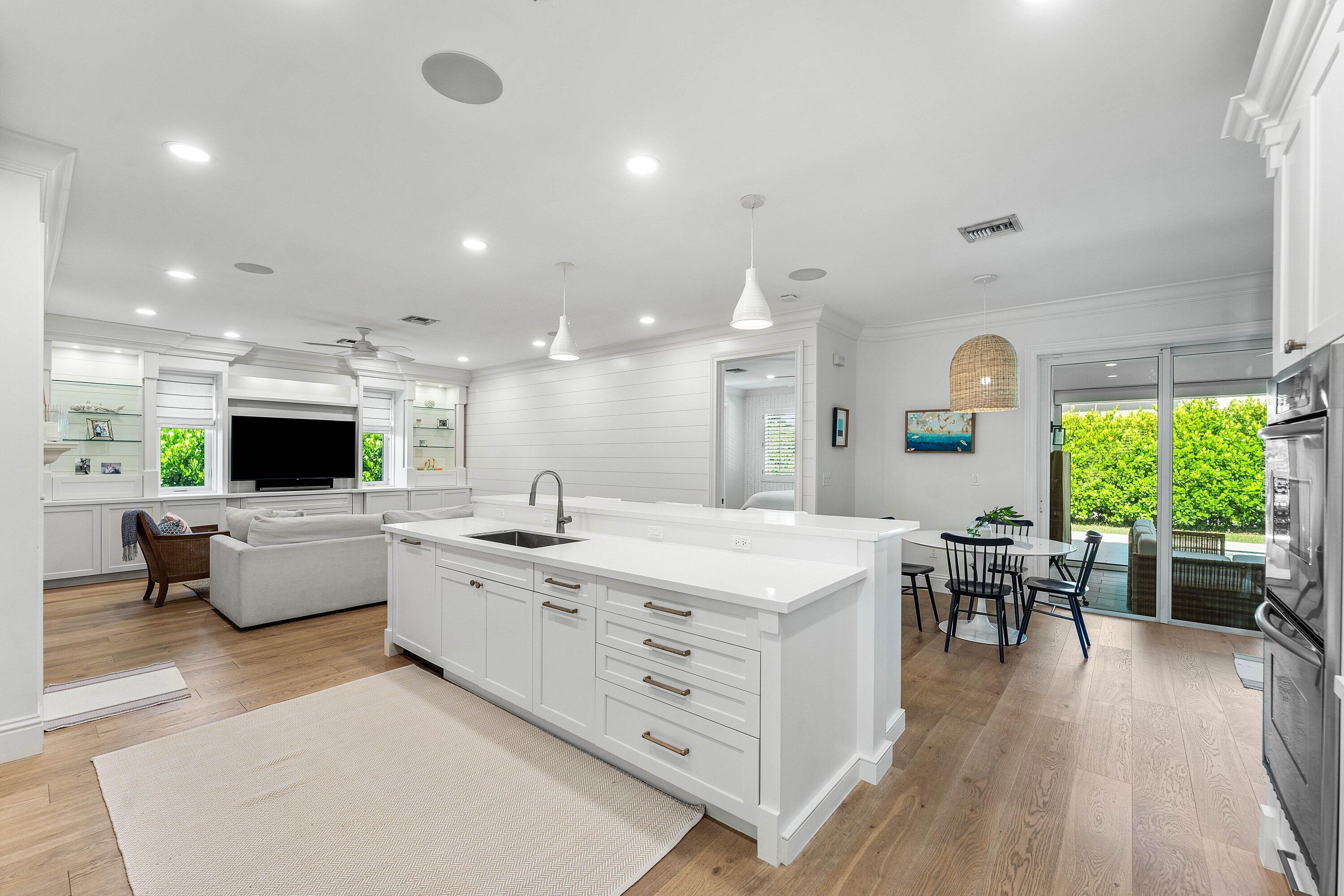 1022 WALNUT, Boca Raton FL 33486