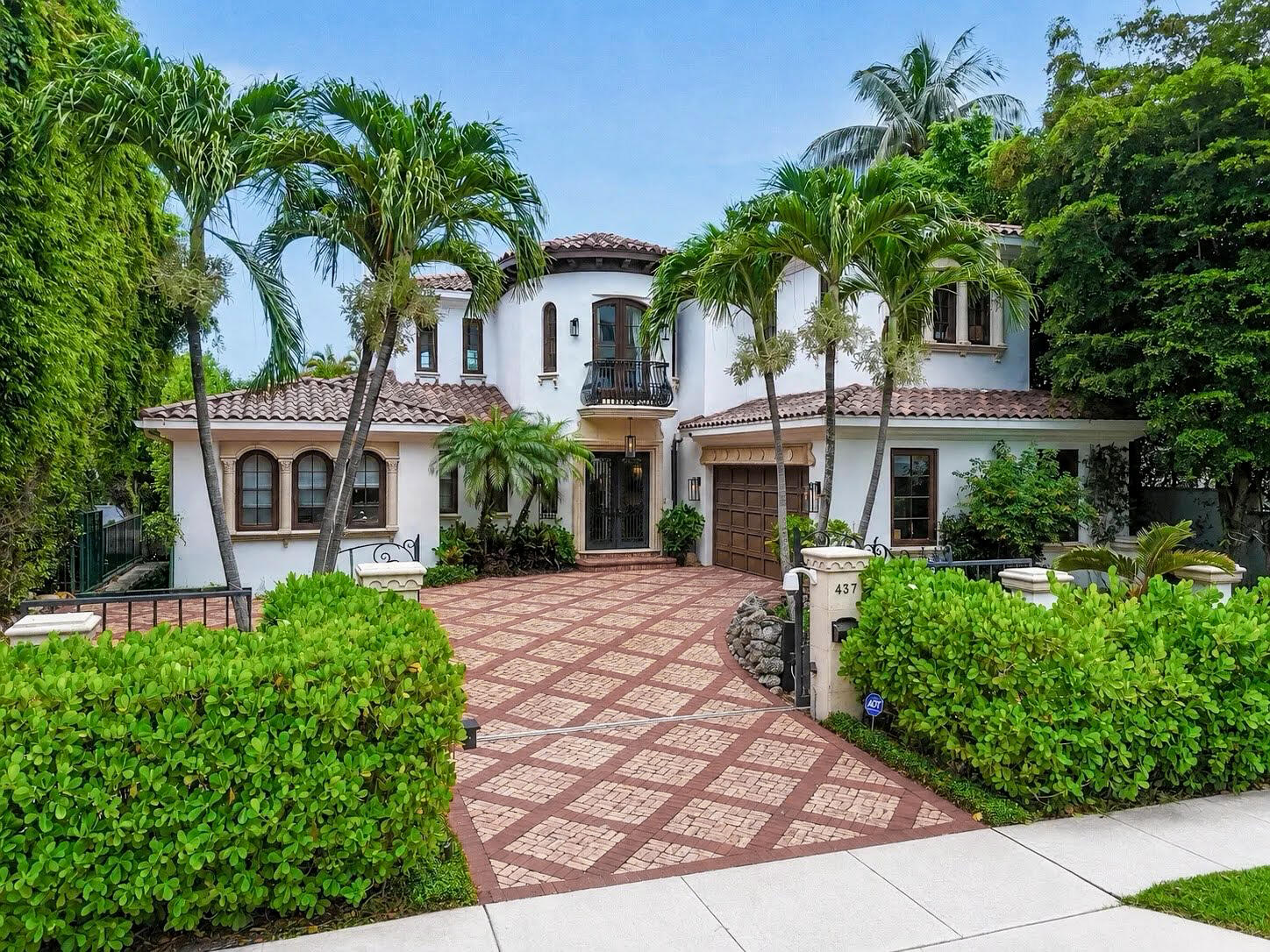 437 Chilean, Palm Beach FL 33480