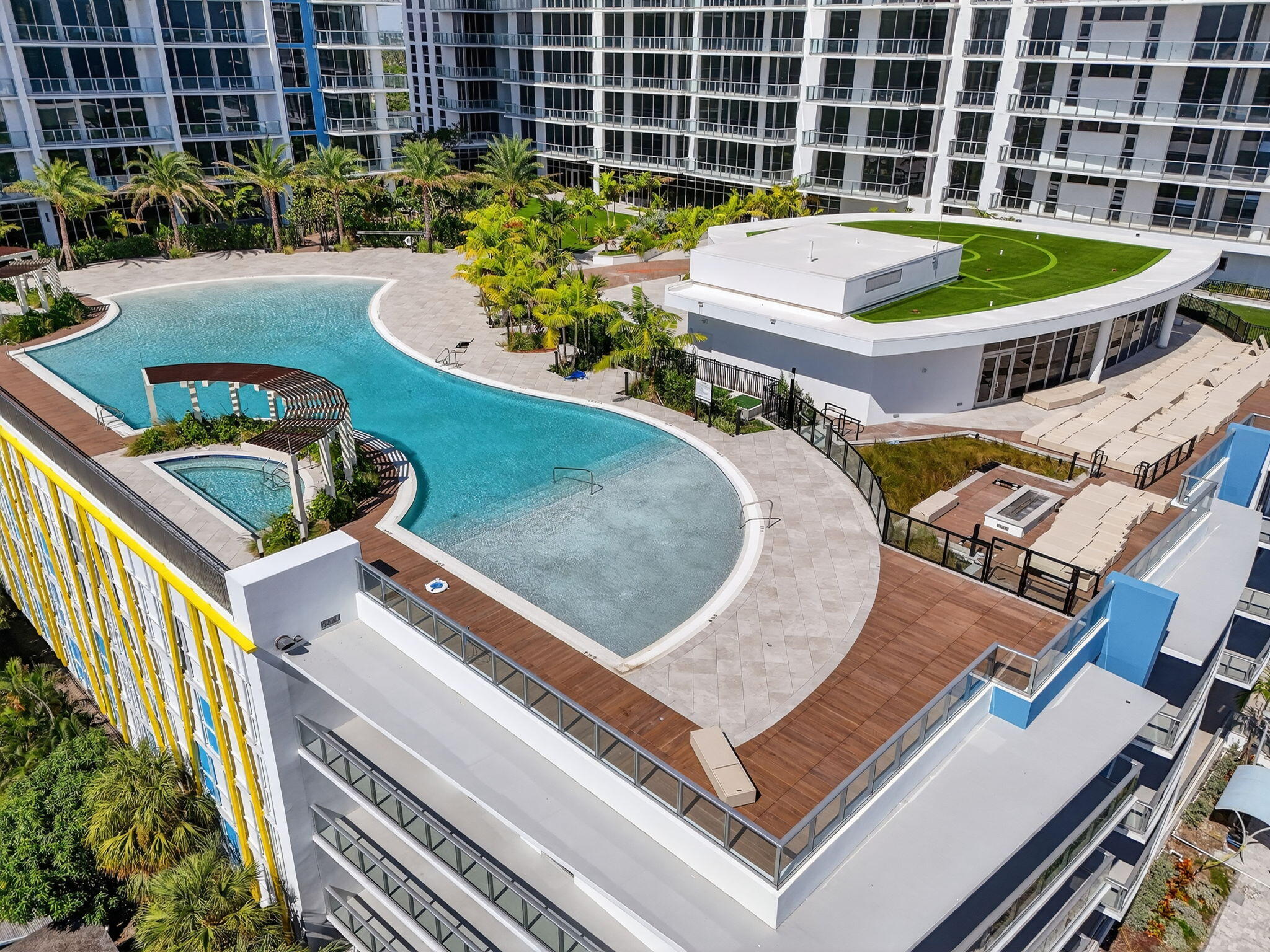 220 Lake Shore #1702, Lake Park FL 33403