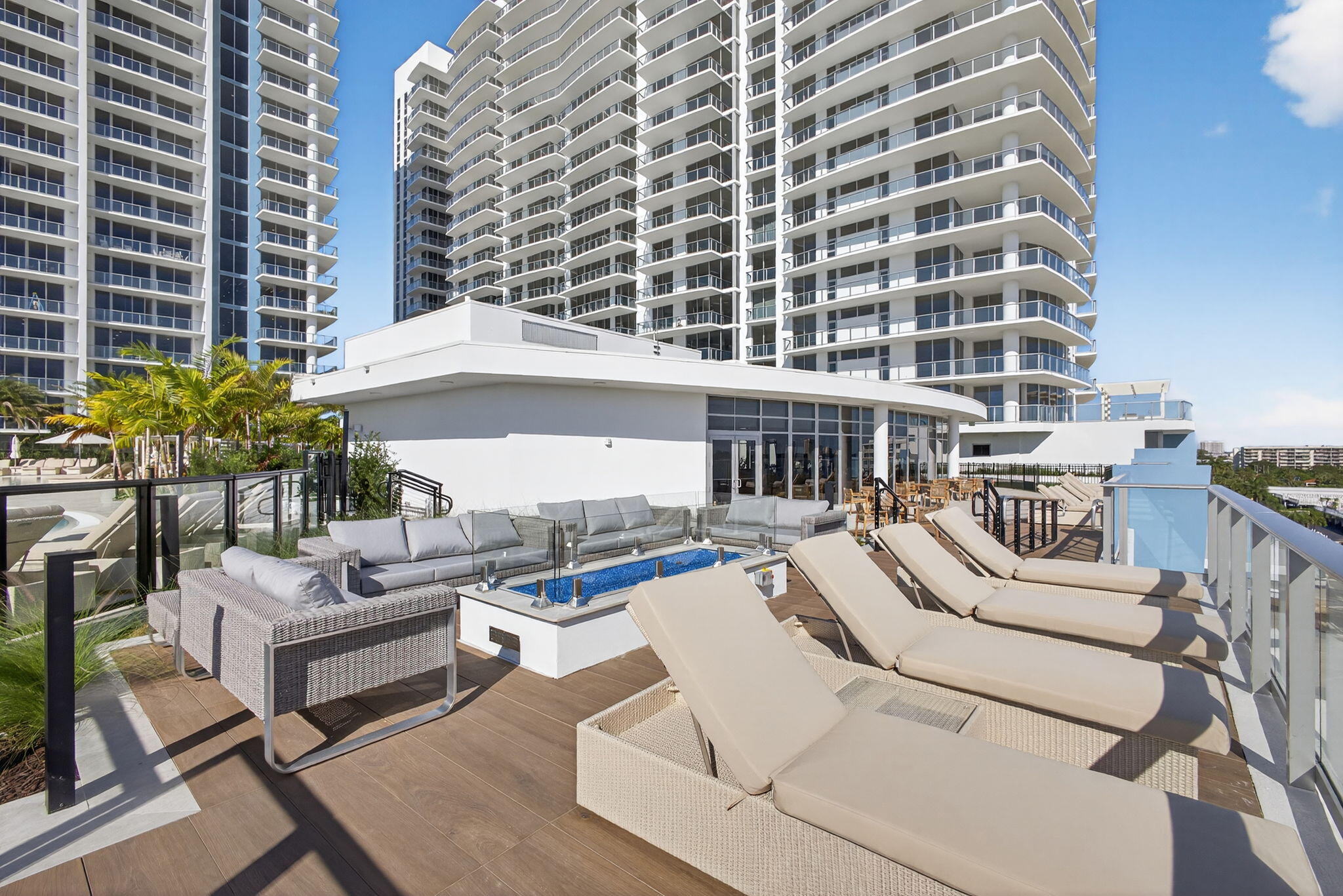 220 Lake Shore #1702, Lake Park FL 33403