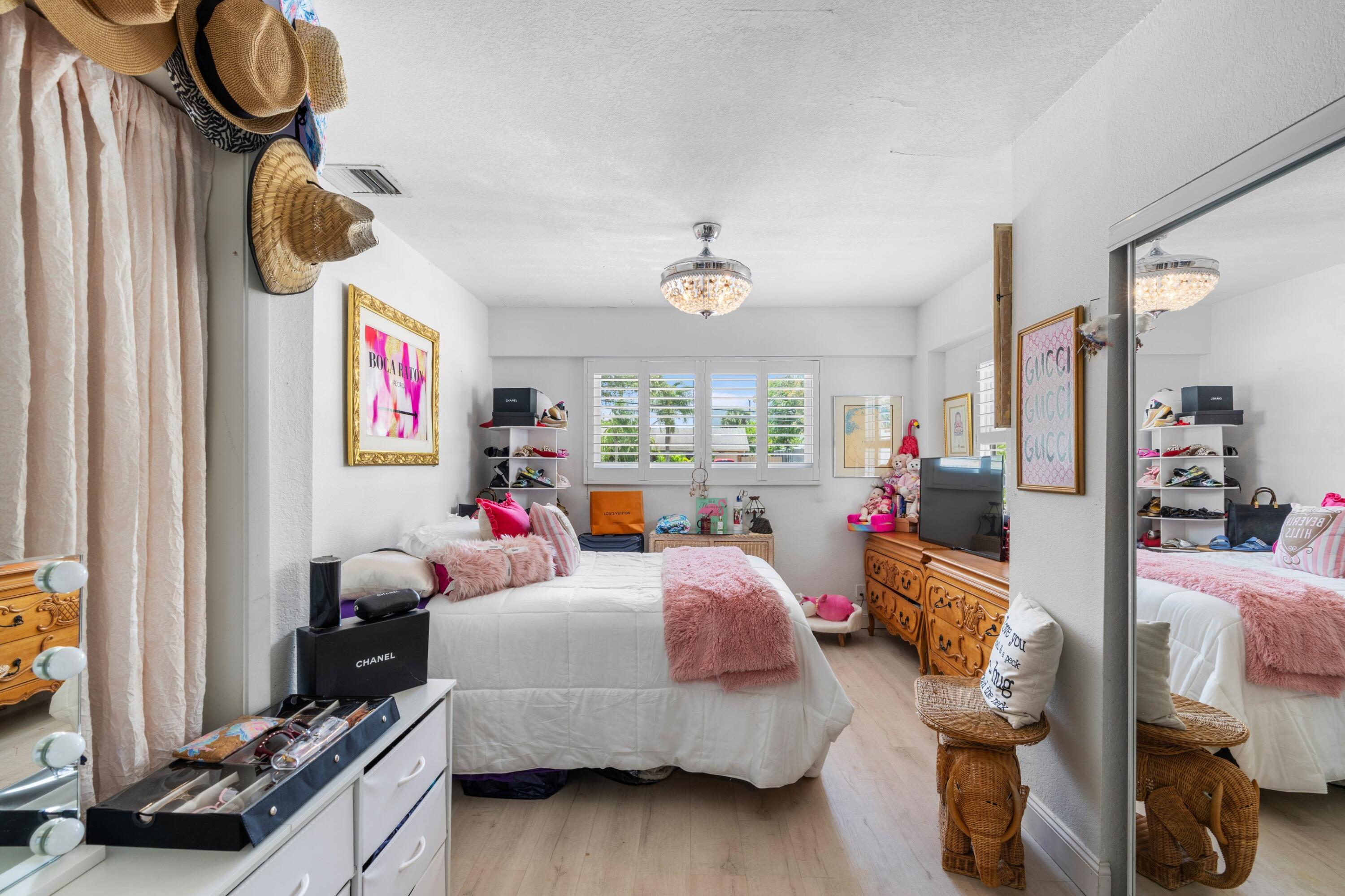 874 NW 2ND, Boca Raton FL 33432