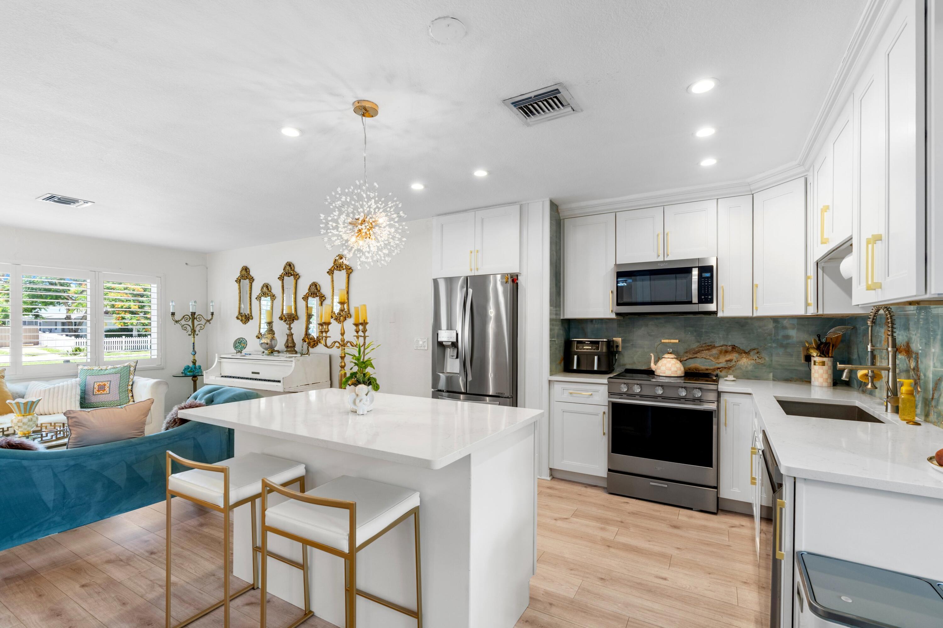 874 NW 2ND, Boca Raton FL 33432