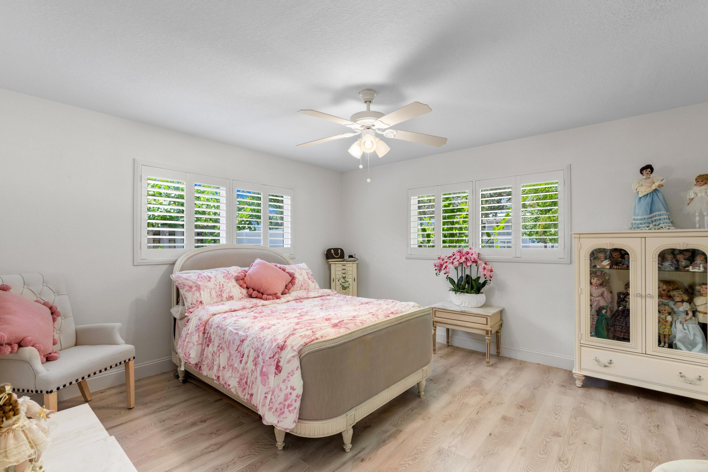 874 NW 2ND, Boca Raton FL 33432