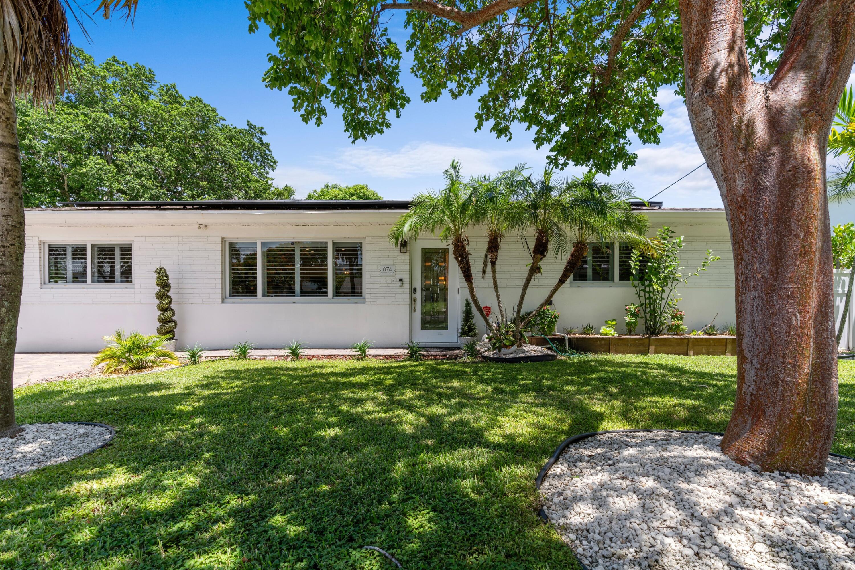 874 NW 2ND, Boca Raton FL 33432