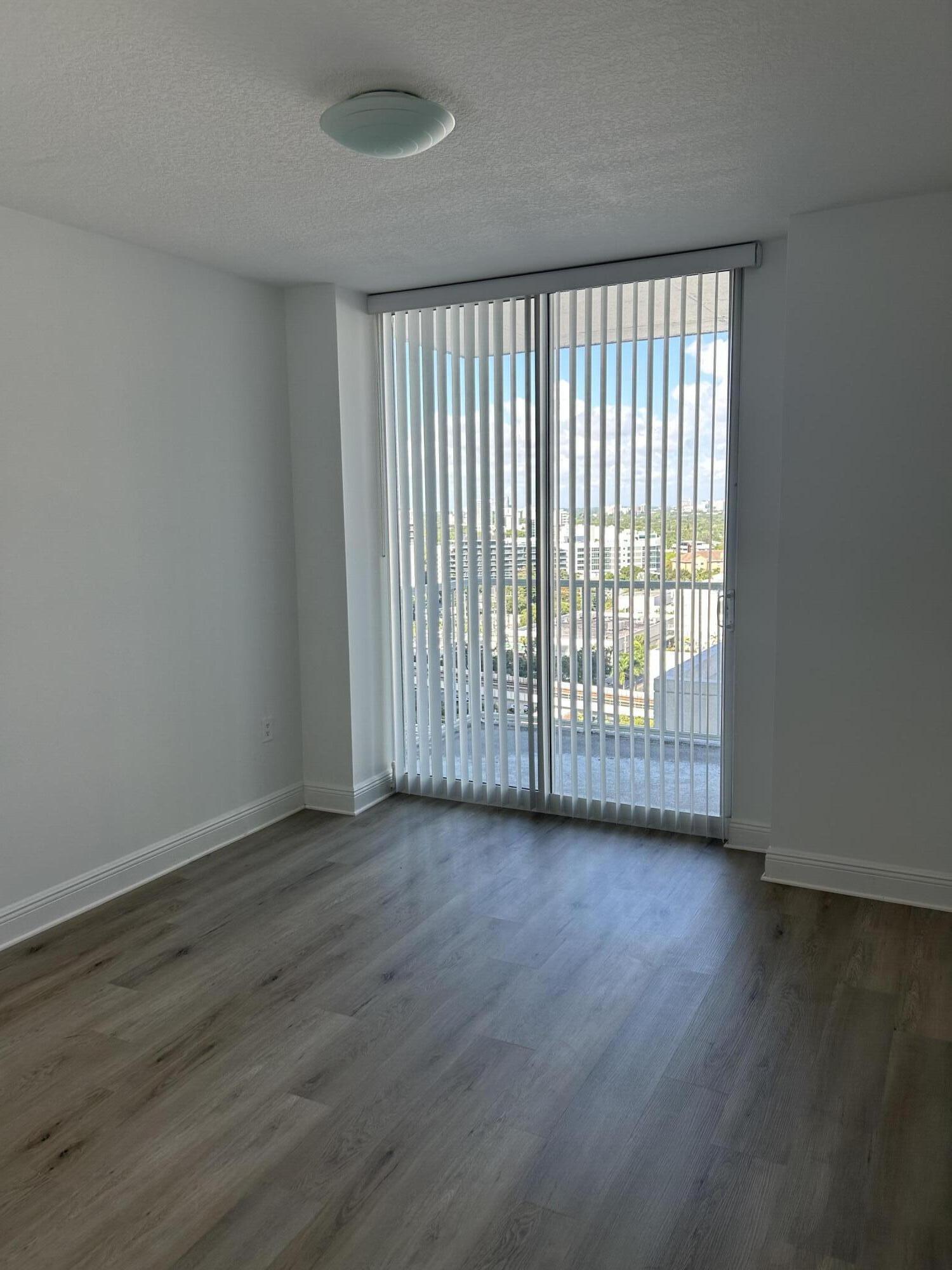 1250 S MIAMI #1613, Miami FL 33130