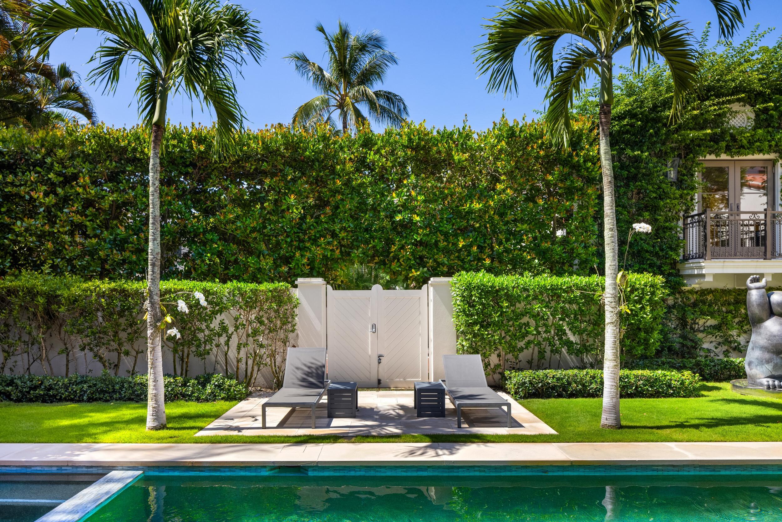 220 Jungle, Palm Beach FL 33480