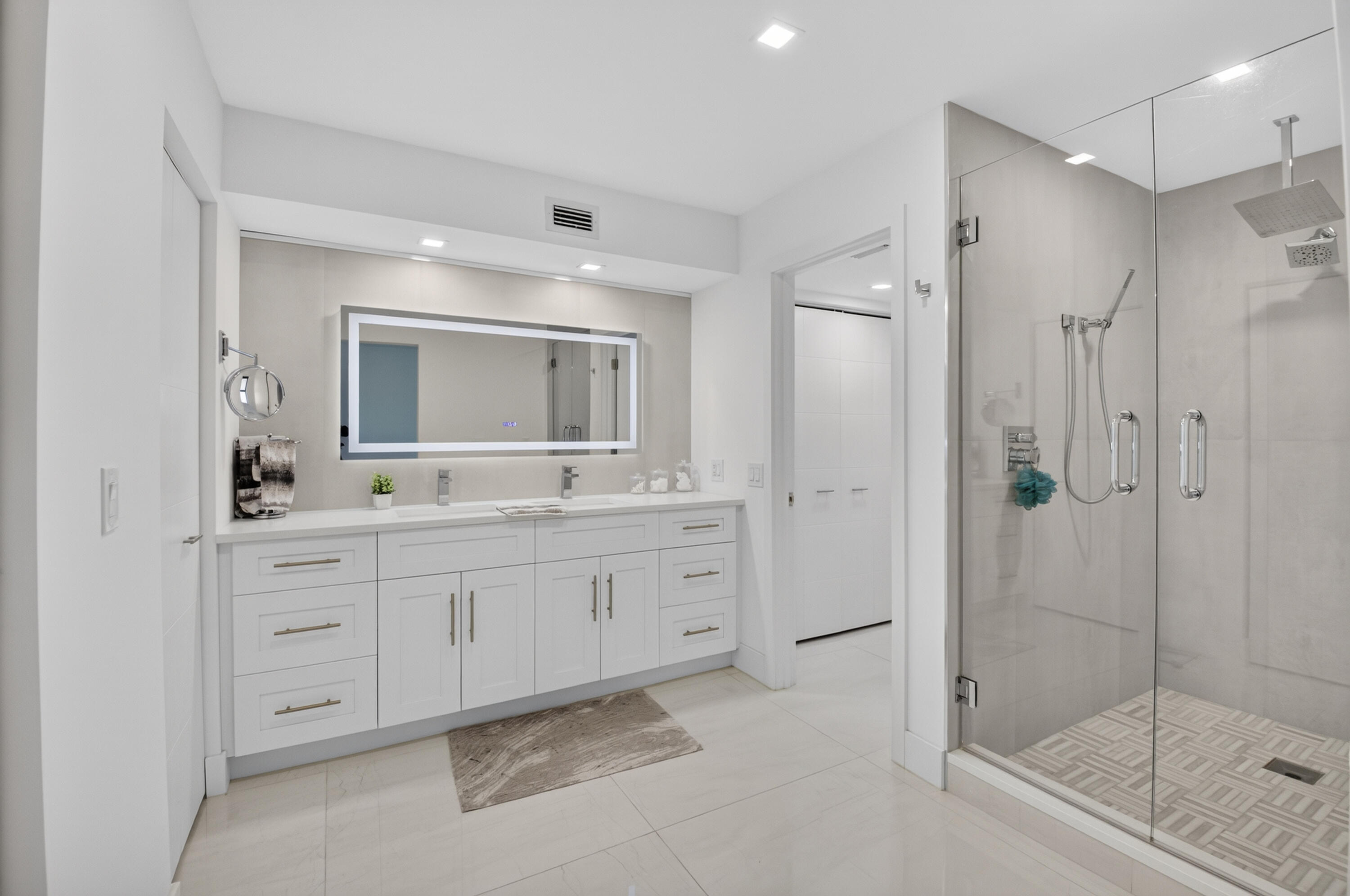 7809 Lakeside #G205, Boca Raton FL 33434