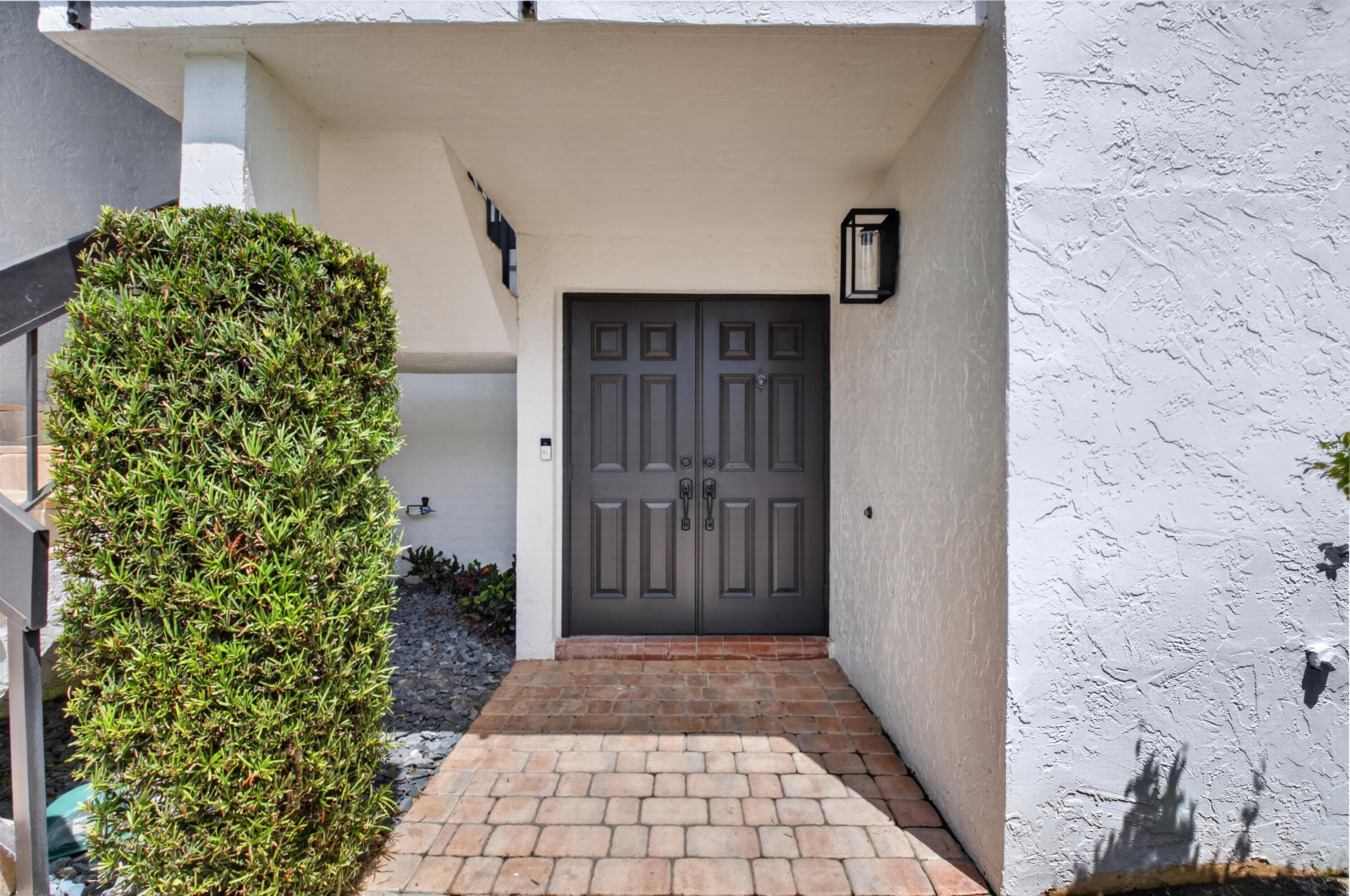 7809 Lakeside #G205, Boca Raton FL 33434