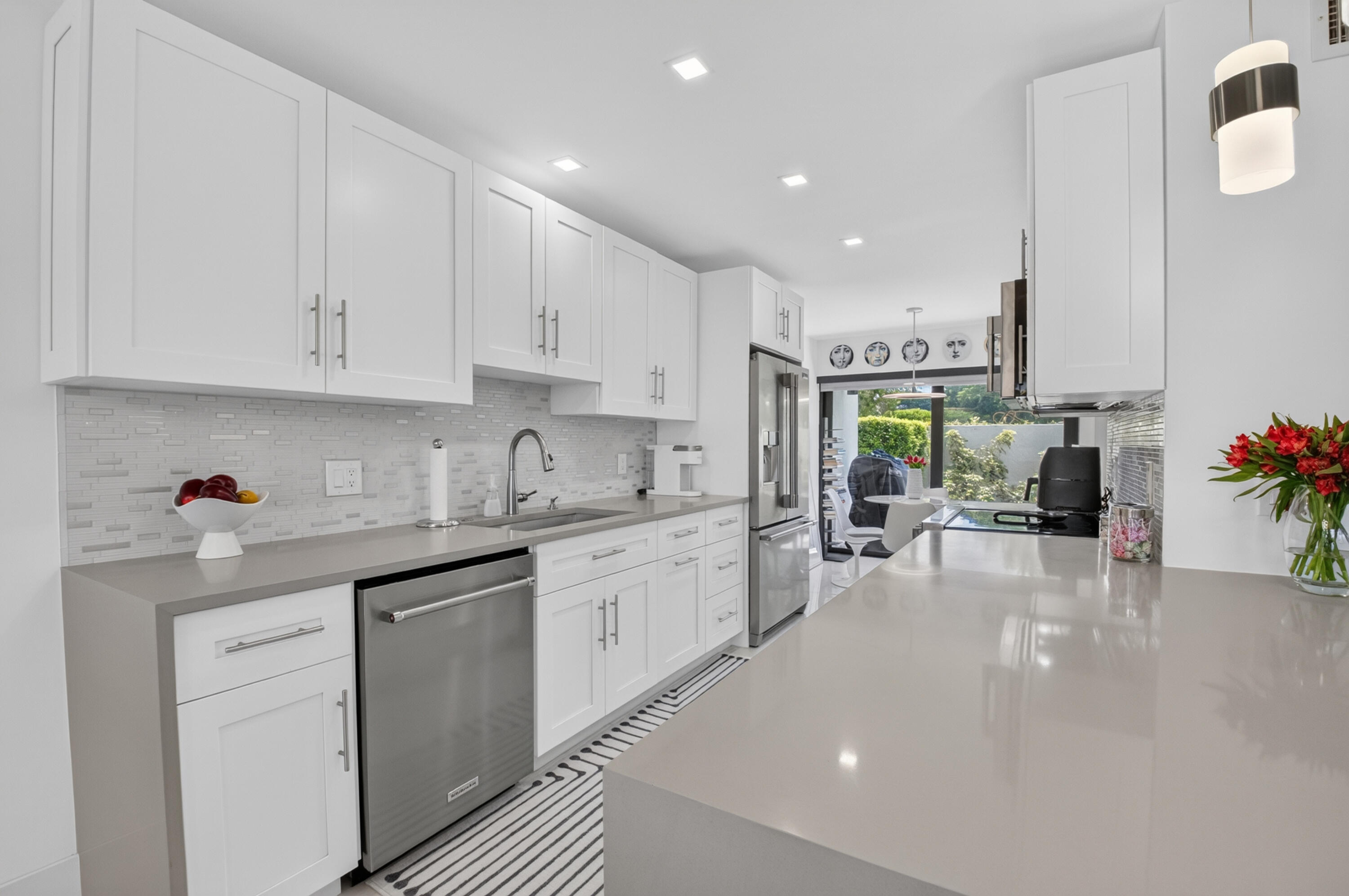 7809 Lakeside #G205, Boca Raton FL 33434