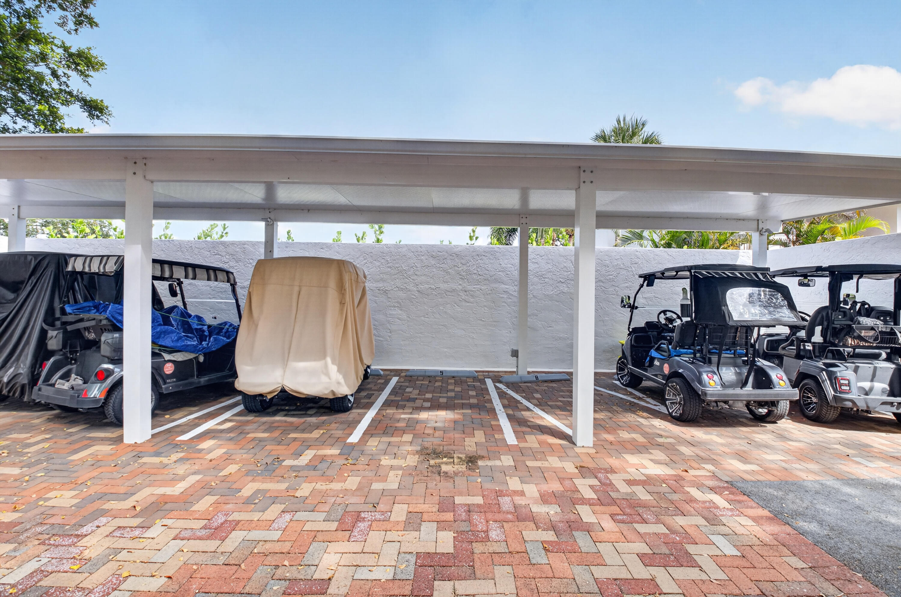 7809 Lakeside #G205, Boca Raton FL 33434