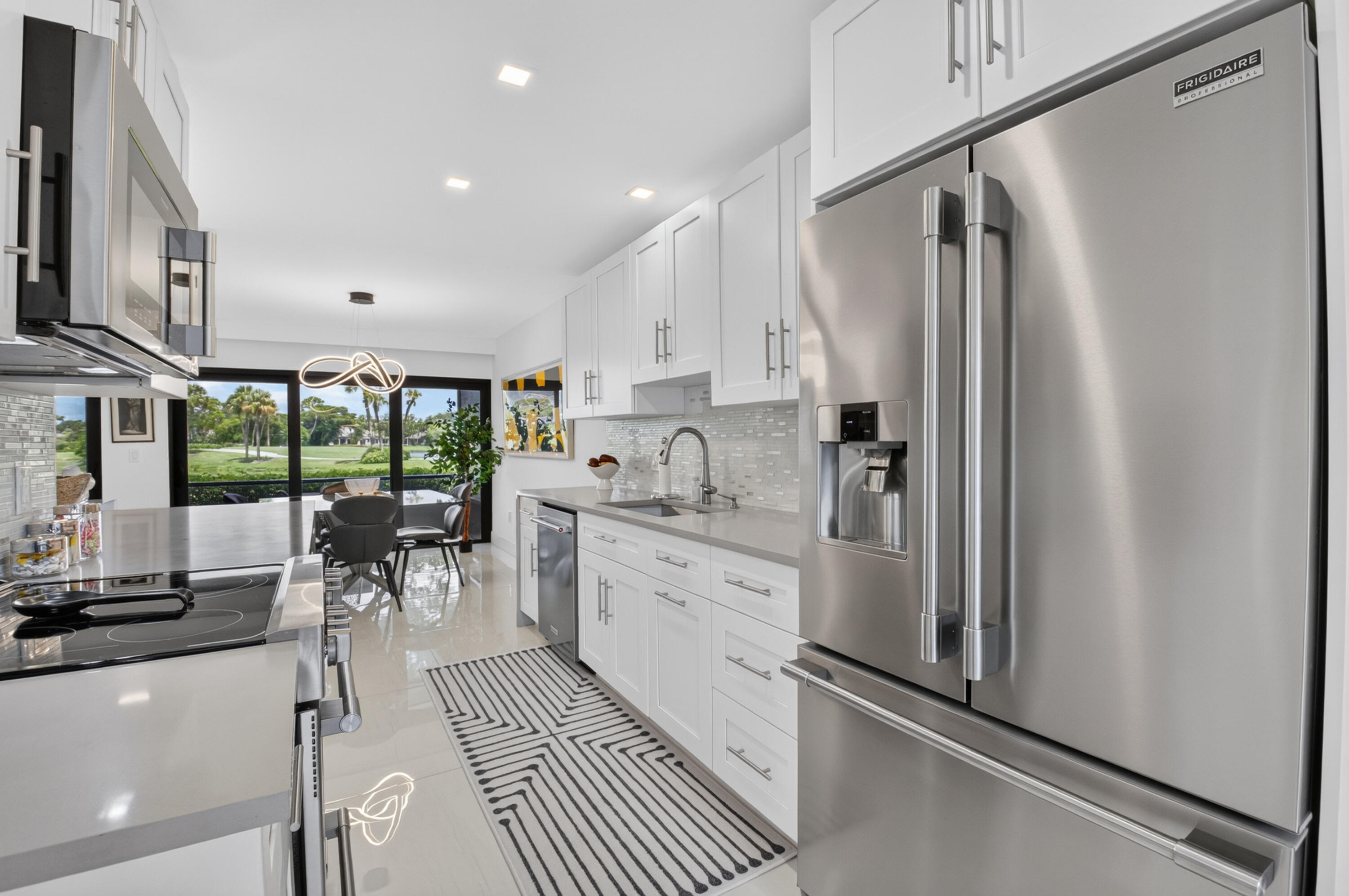 7809 Lakeside #G205, Boca Raton FL 33434