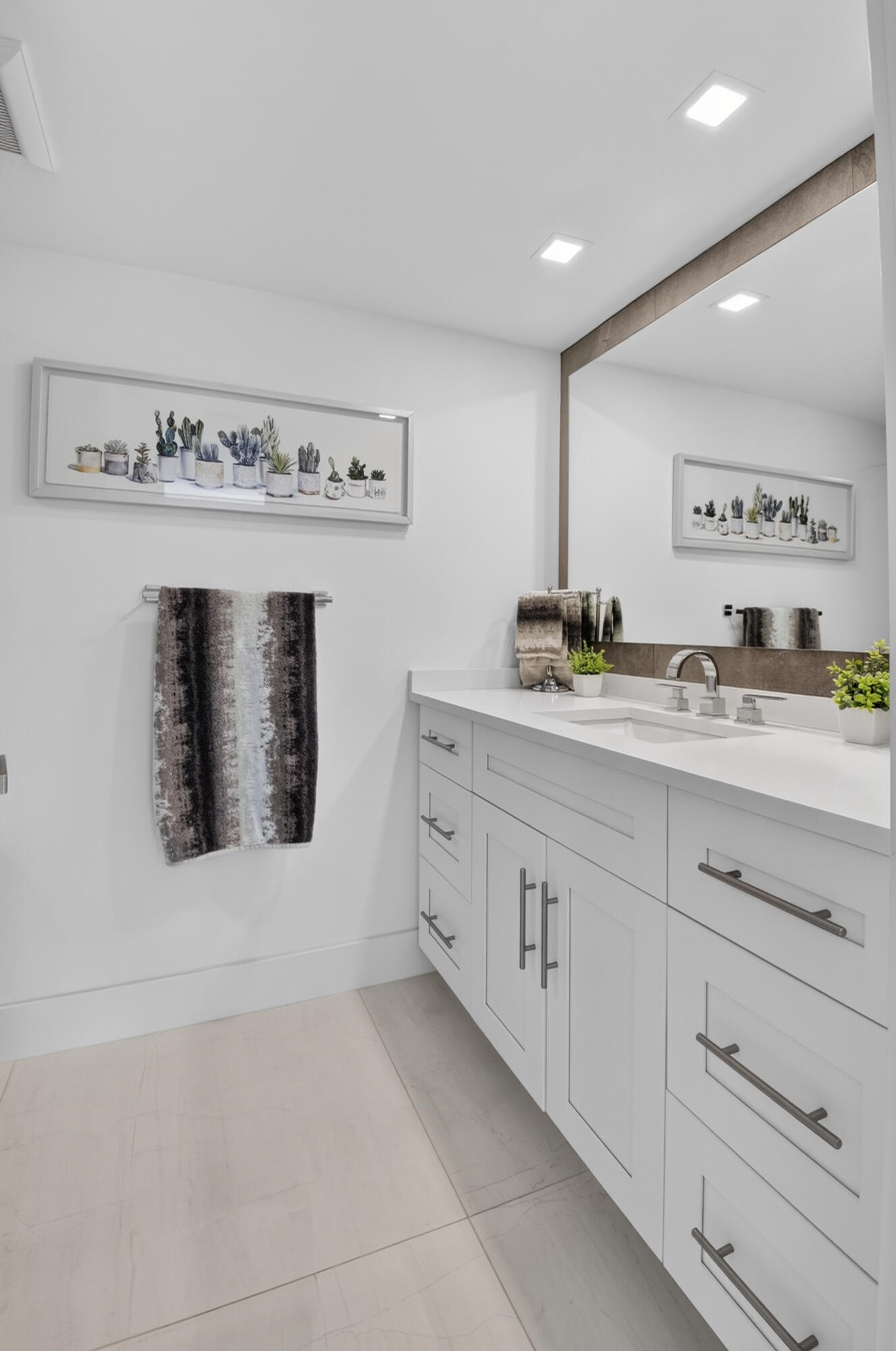 7809 Lakeside #G205, Boca Raton FL 33434