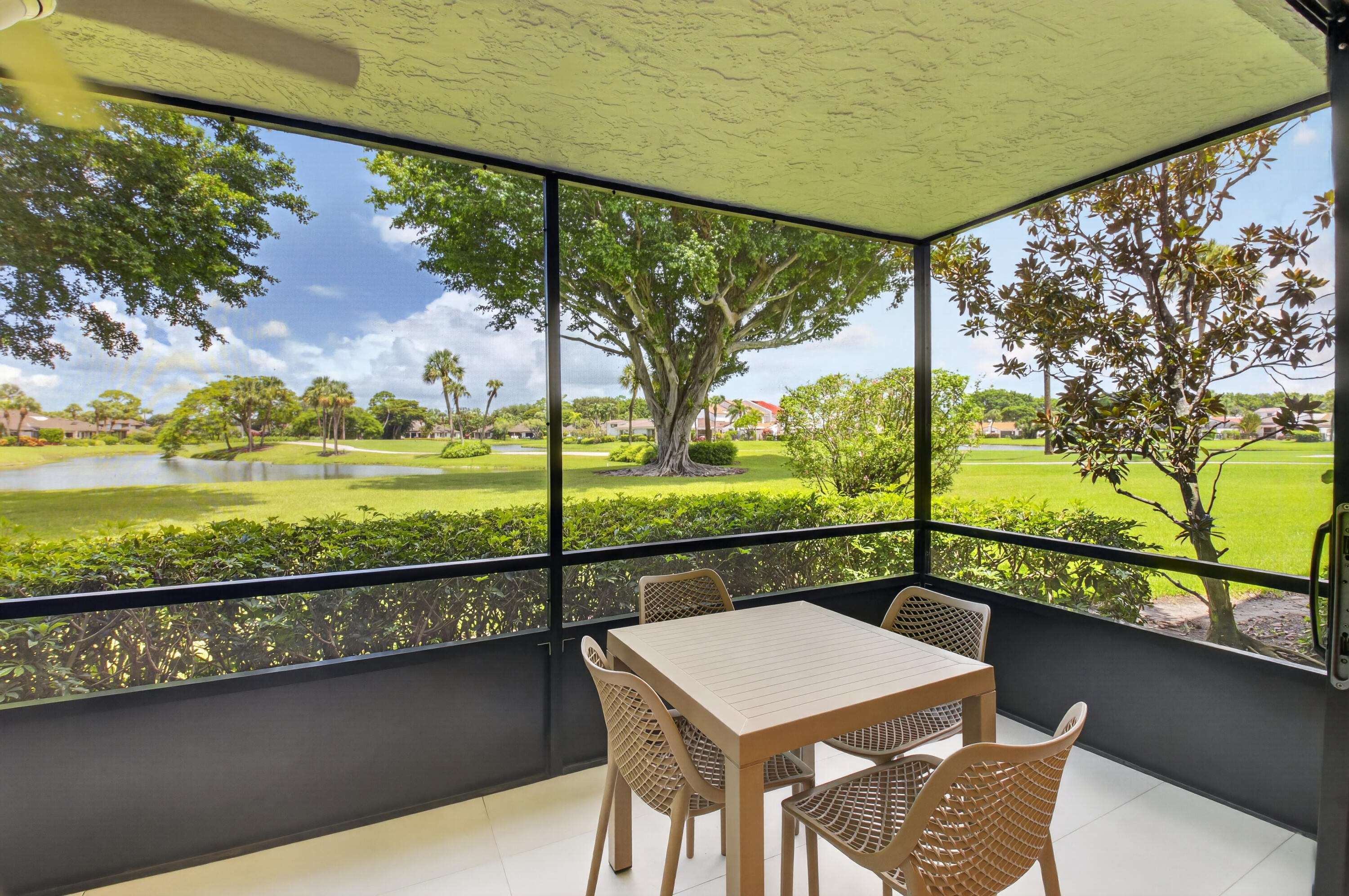 7809 Lakeside #G205, Boca Raton FL 33434