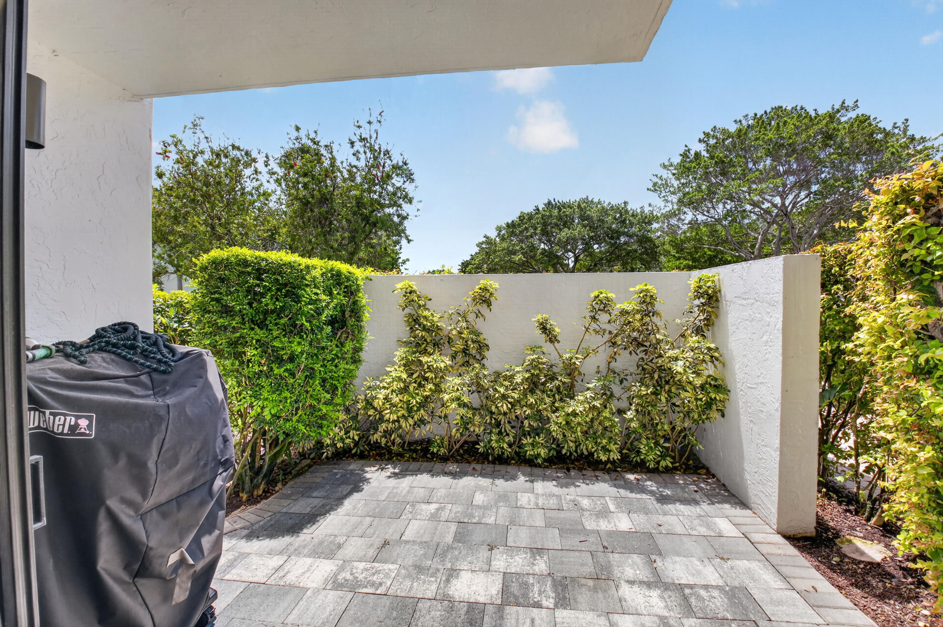 7809 Lakeside #G205, Boca Raton FL 33434