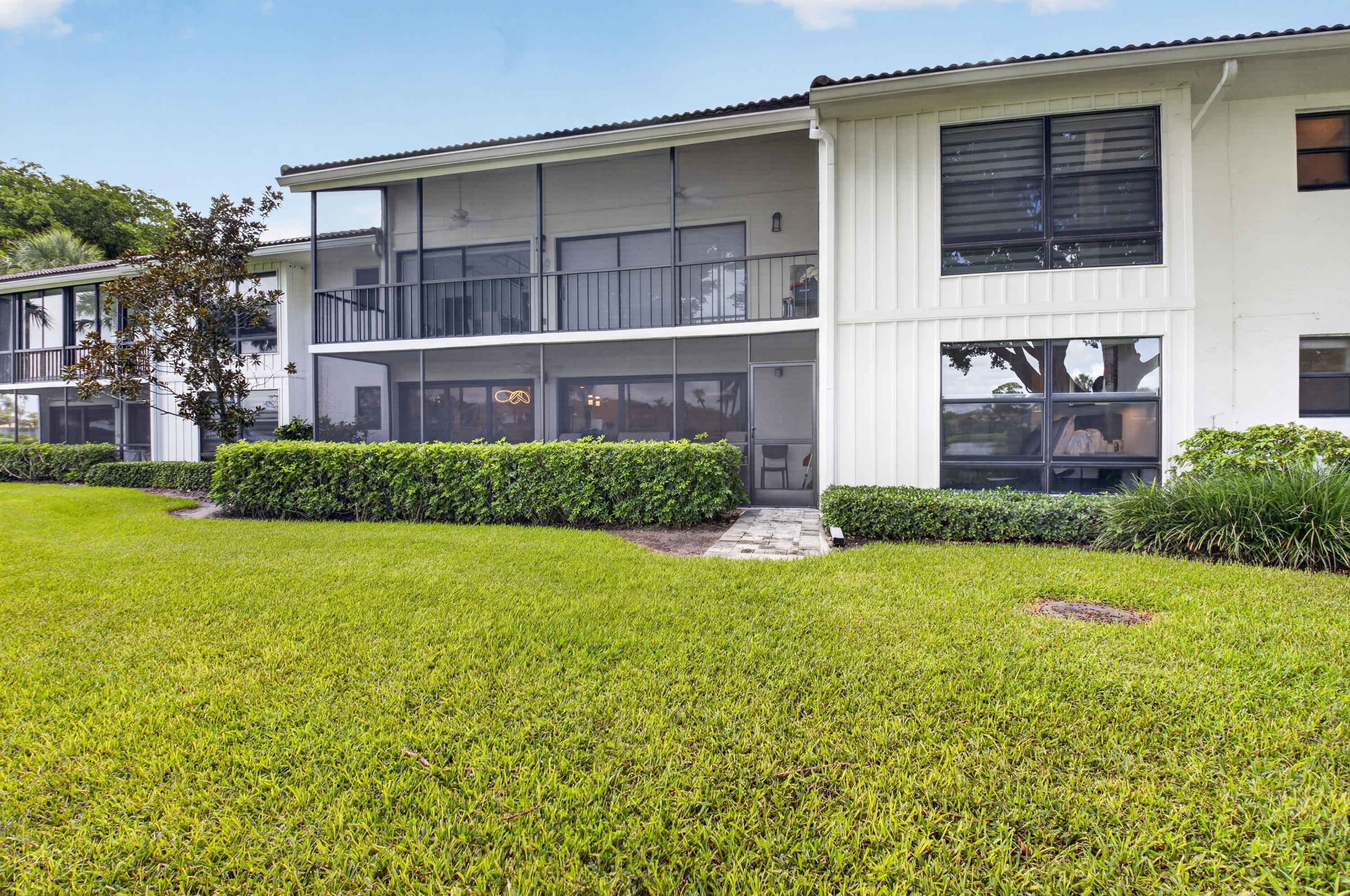 7809 Lakeside #G205, Boca Raton FL 33434