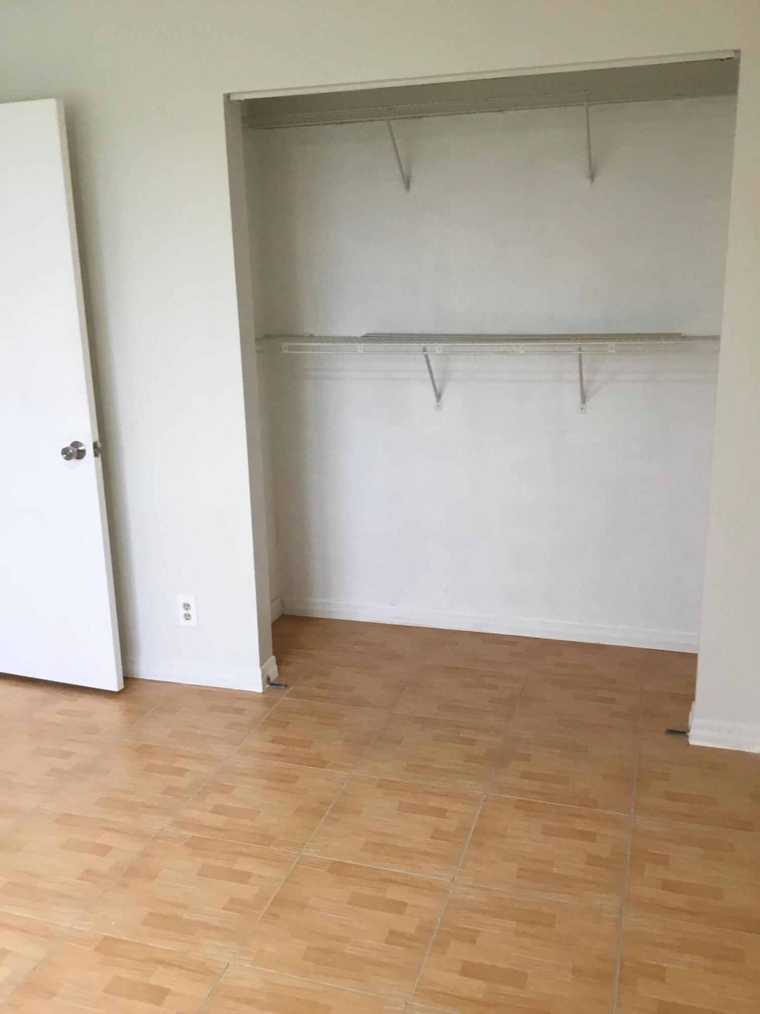 7860 NW 50TH #301, Lauderhill FL 33351