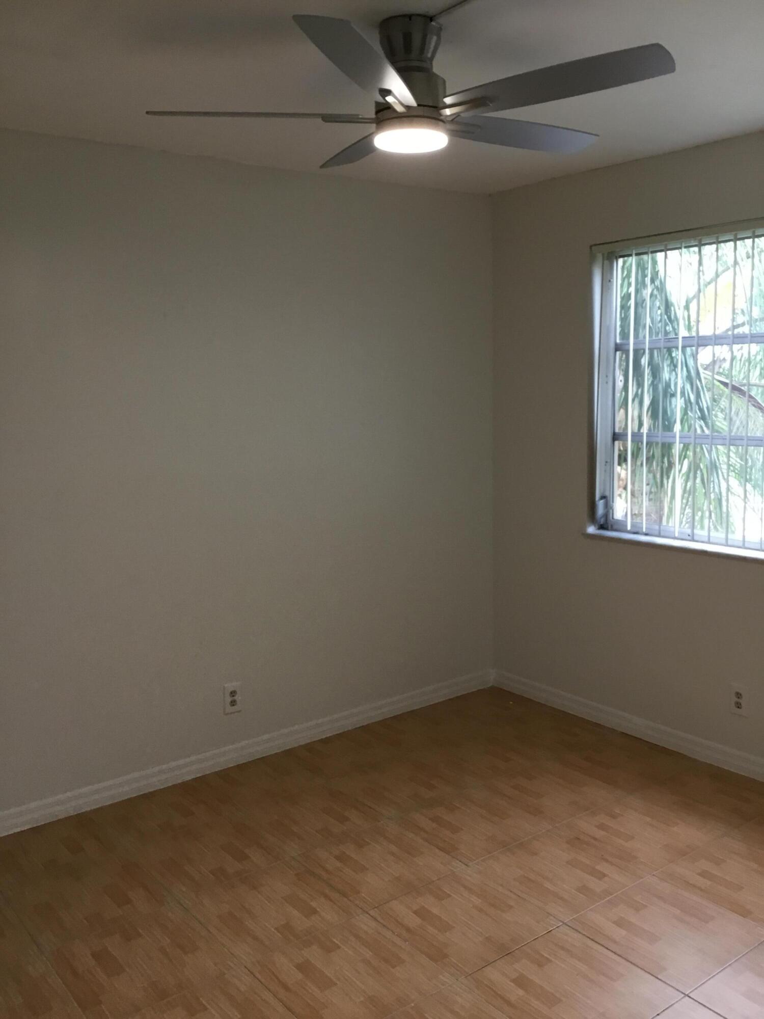 7860 NW 50TH #301, Lauderhill FL 33351