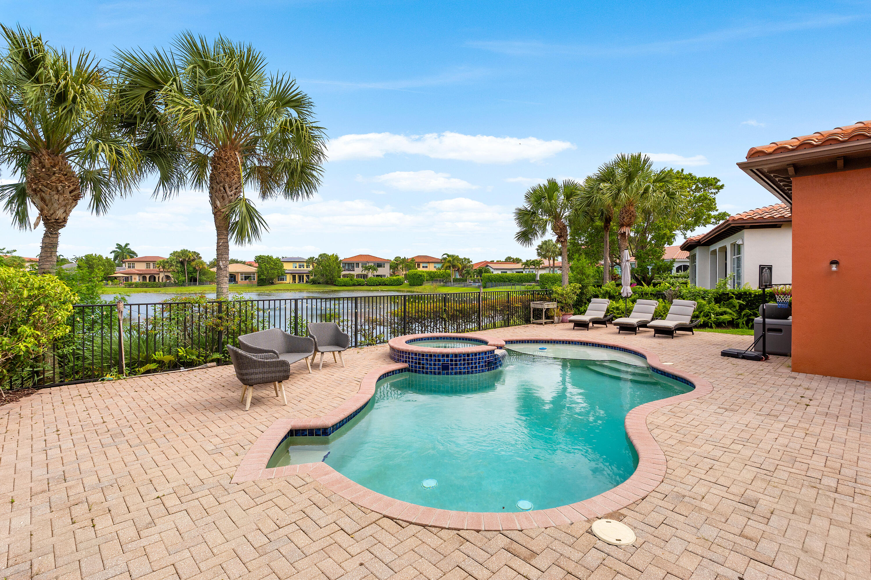 8269 NW 124th, Parkland FL 33076