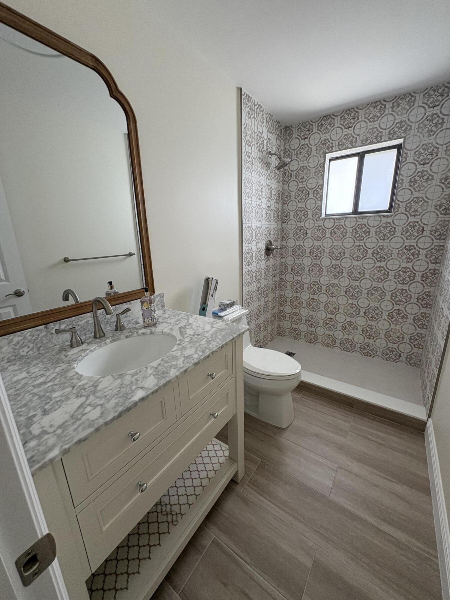 10928 SW 2nd, Miami FL 33174