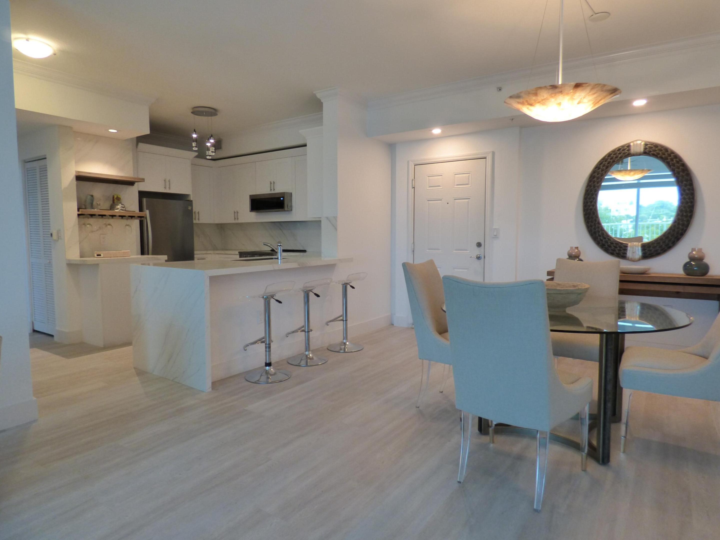 802 W WINDWARD #303, Lantana FL 33462