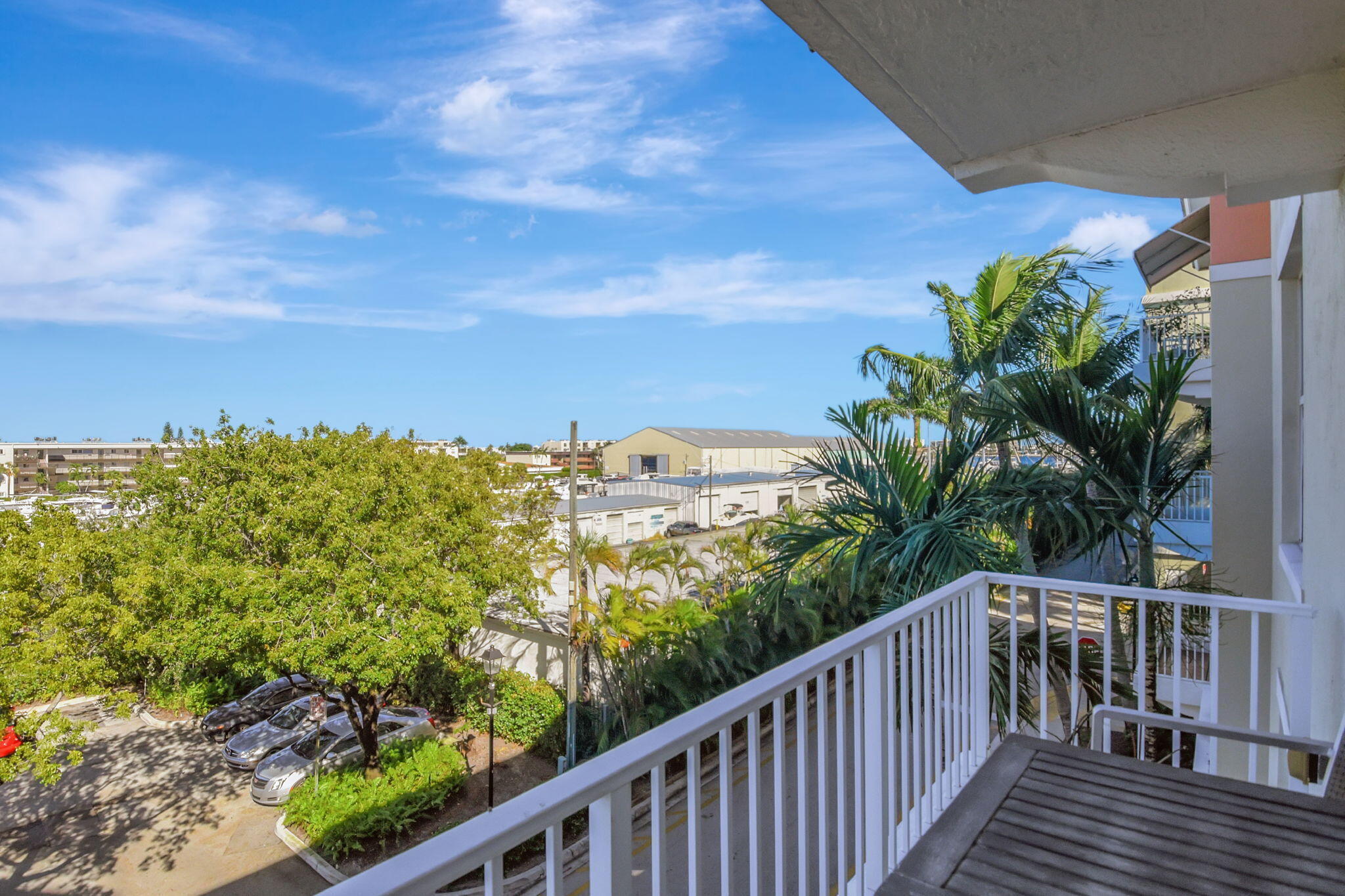 802 W WINDWARD #303, Lantana FL 33462