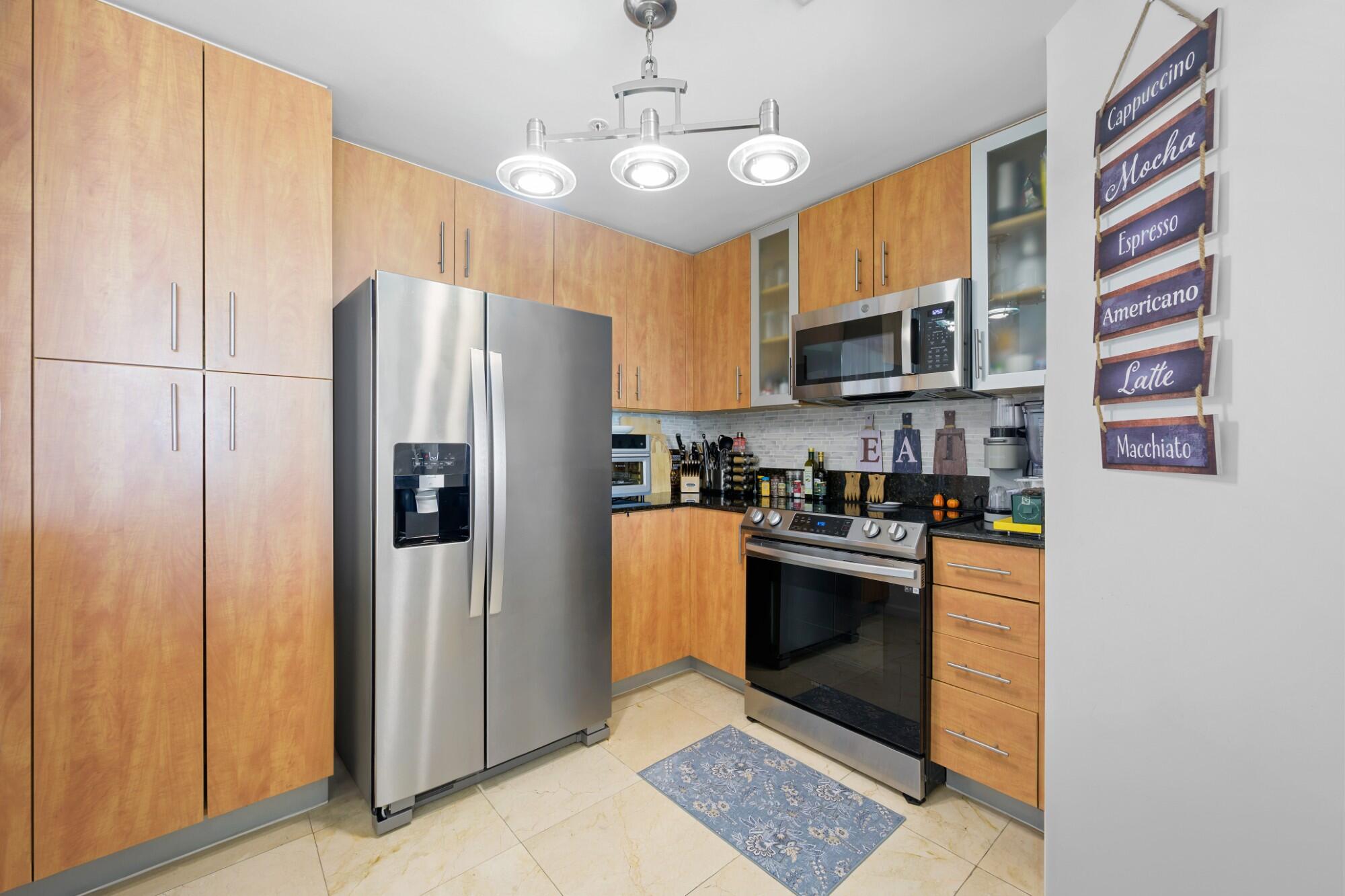 7900 HARBOR ISLAND #1517, North Bay Village FL 33141