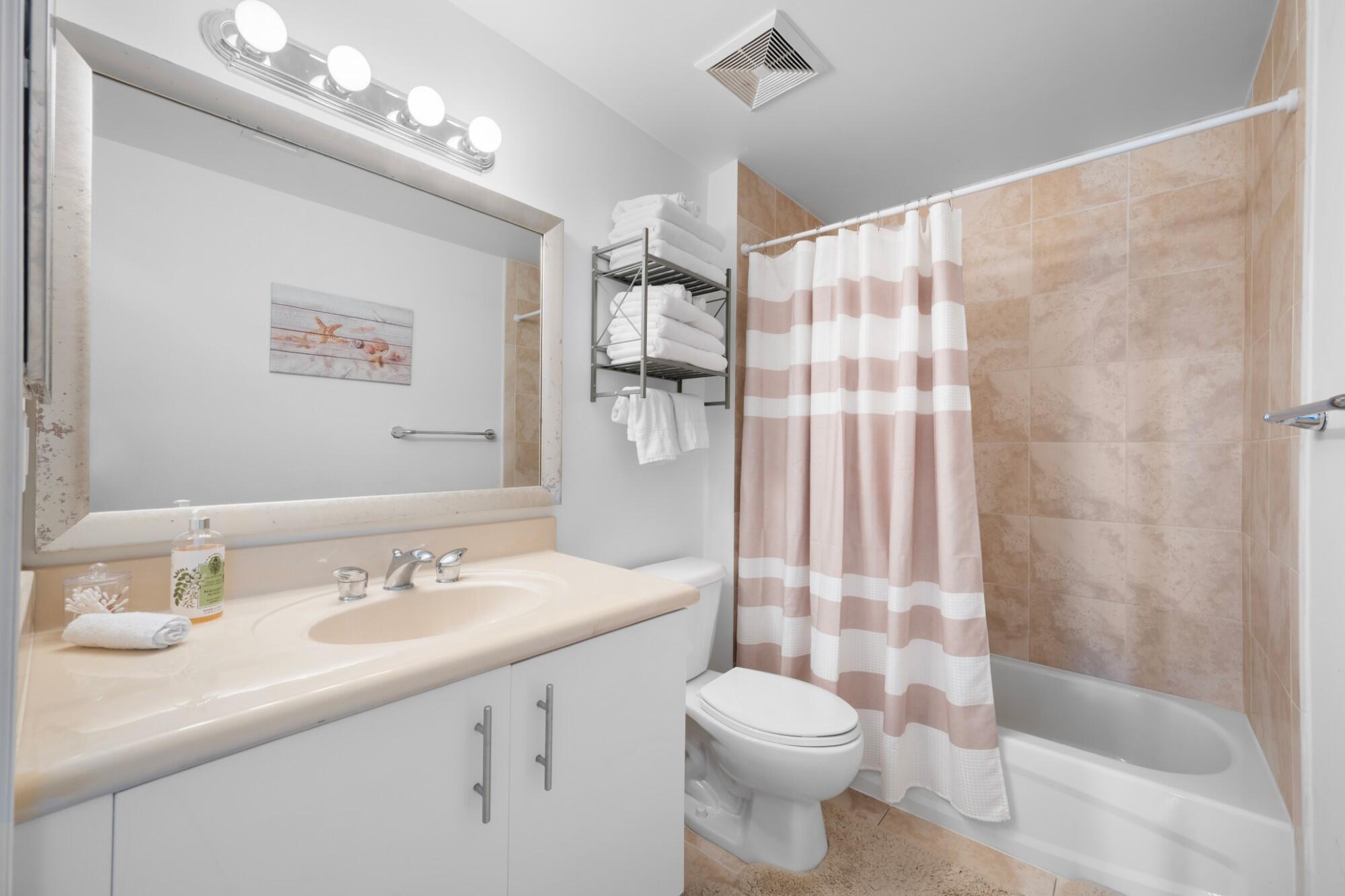 7900 HARBOR ISLAND #1517, North Bay Village FL 33141