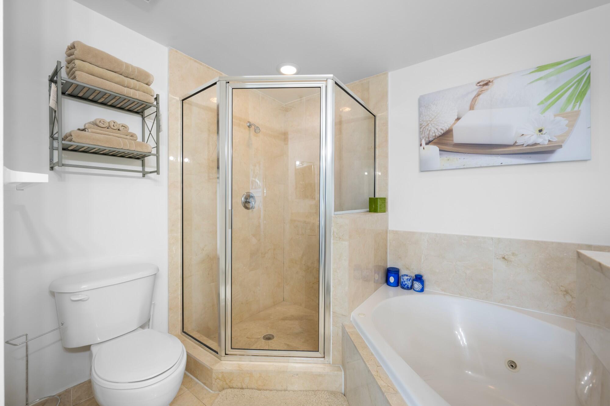 7900 HARBOR ISLAND #1517, North Bay Village FL 33141
